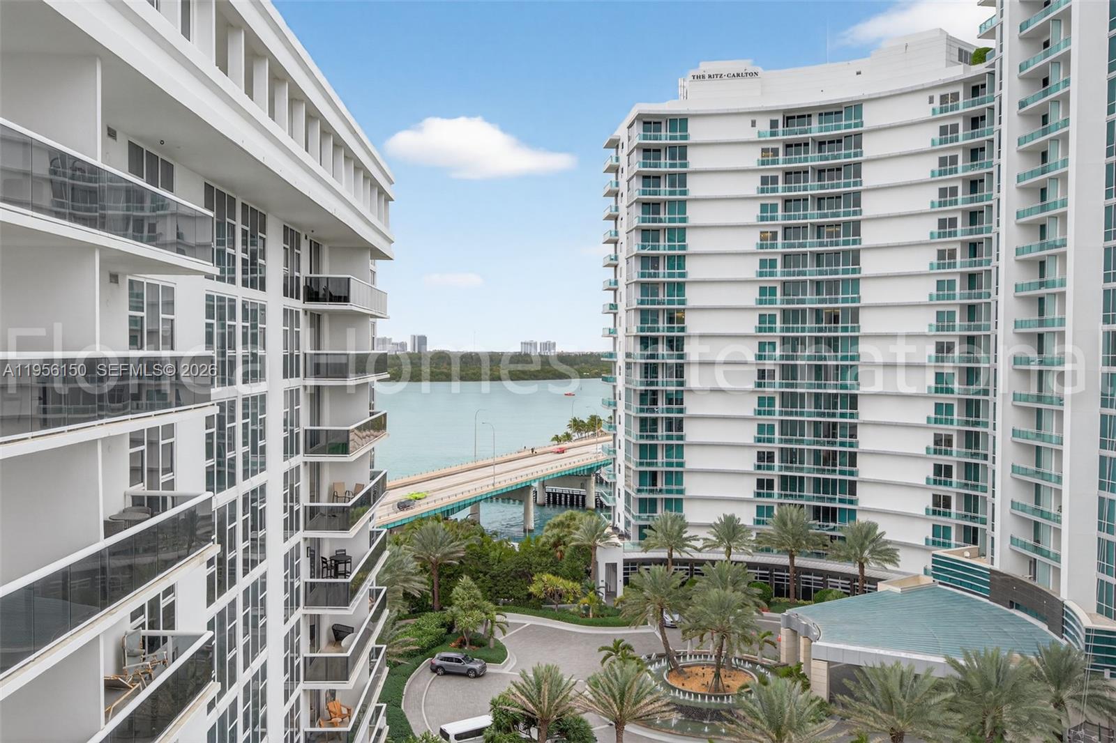 image Harbour House5