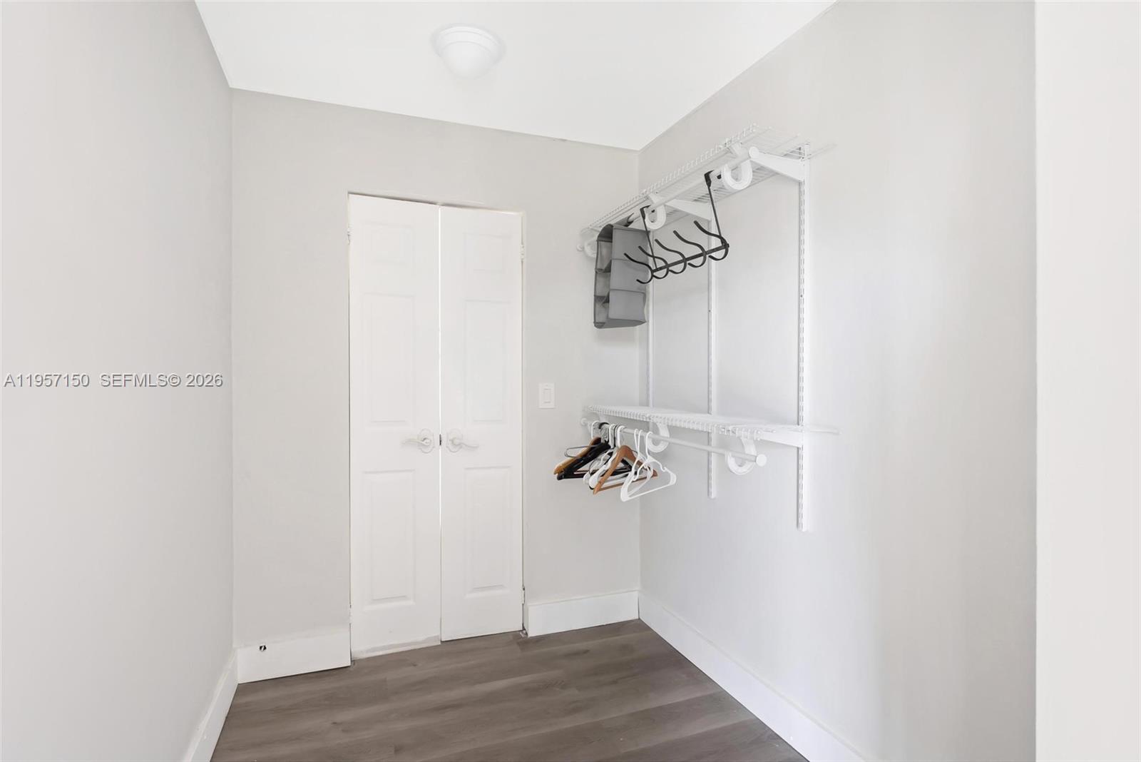 3527 NE 168th St #409 North Miami Beach, FL 33160