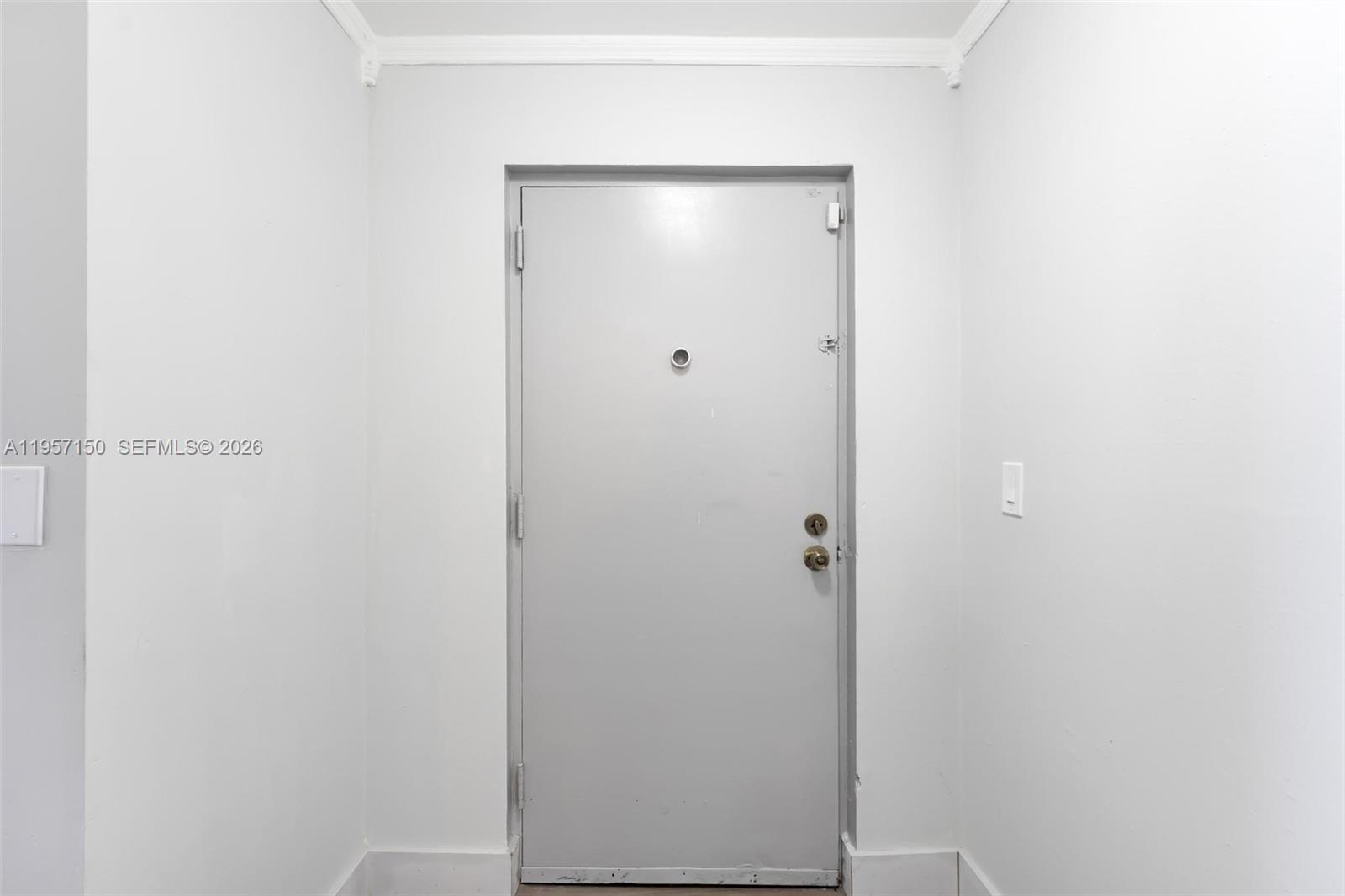 3527 NE 168th St #409 North Miami Beach, FL 33160