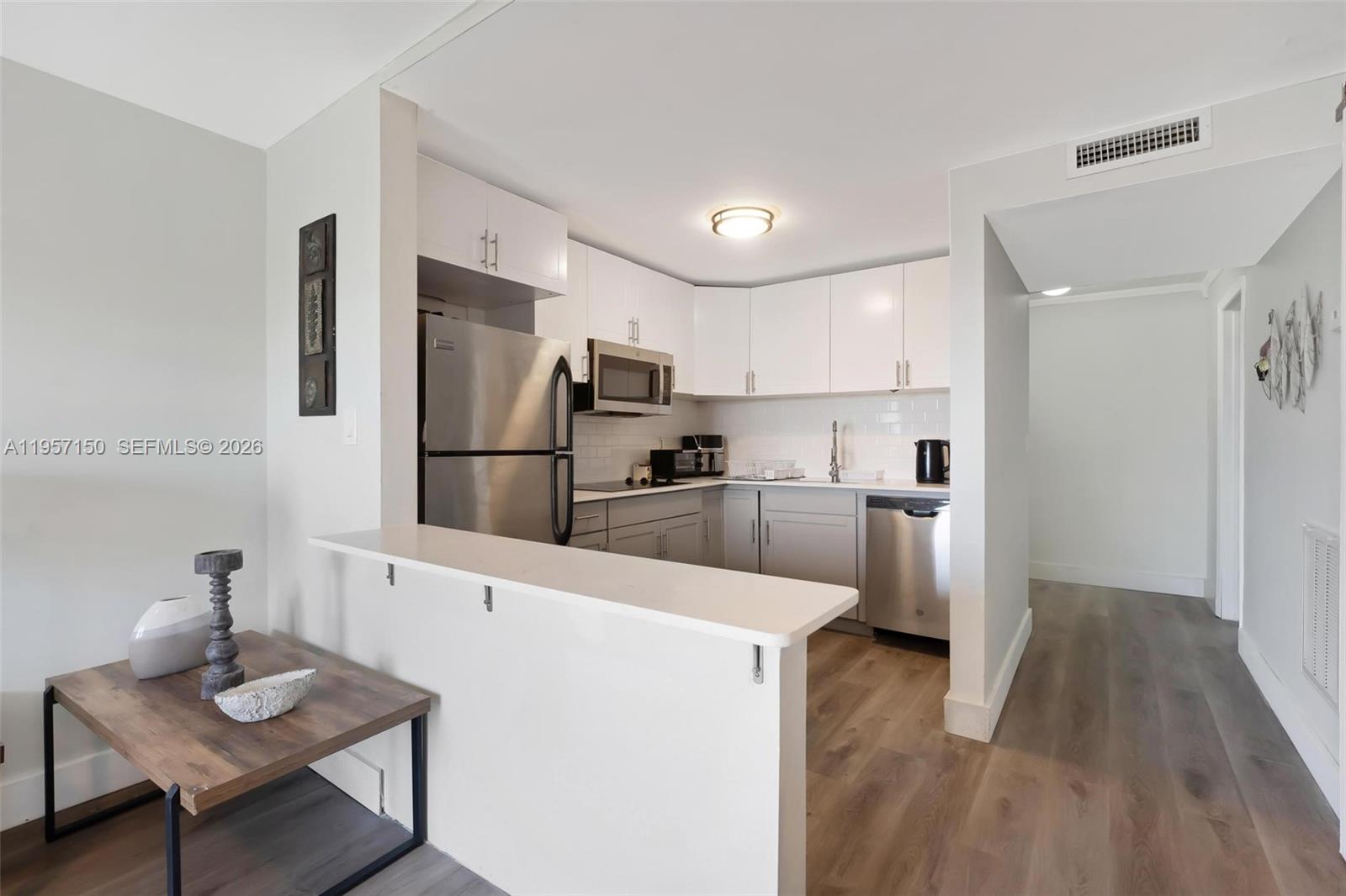 3527 NE 168th St #409 North Miami Beach, FL 33160