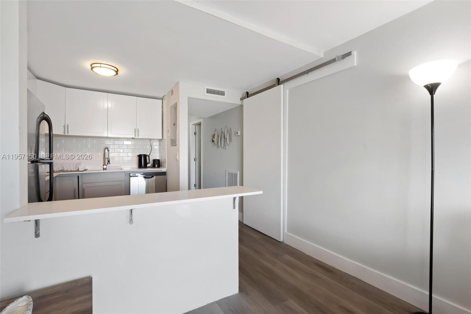 3527 NE 168th St #409 North Miami Beach, FL 33160