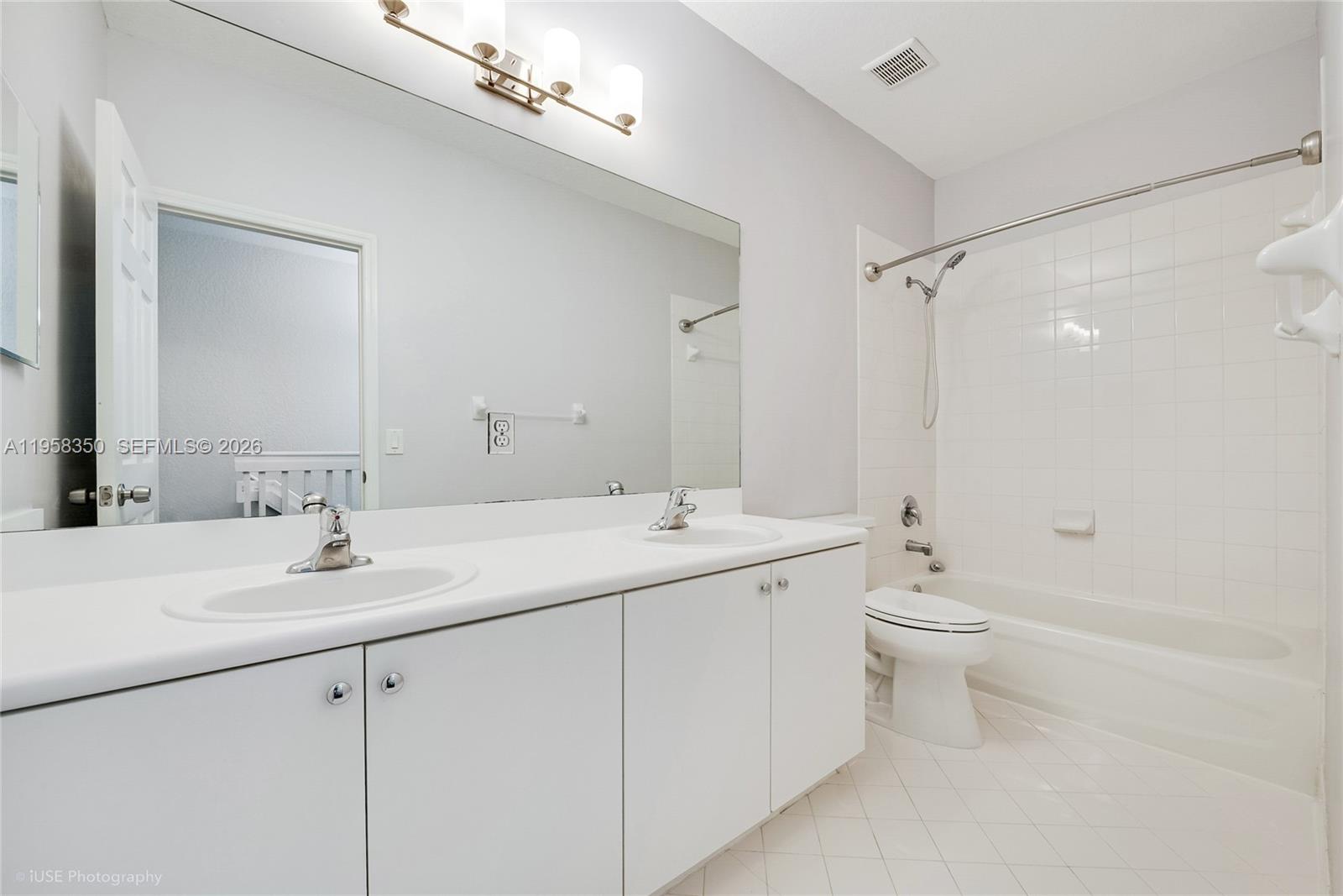 22604 SW 94th Ct Cutler Bay, FL 33190