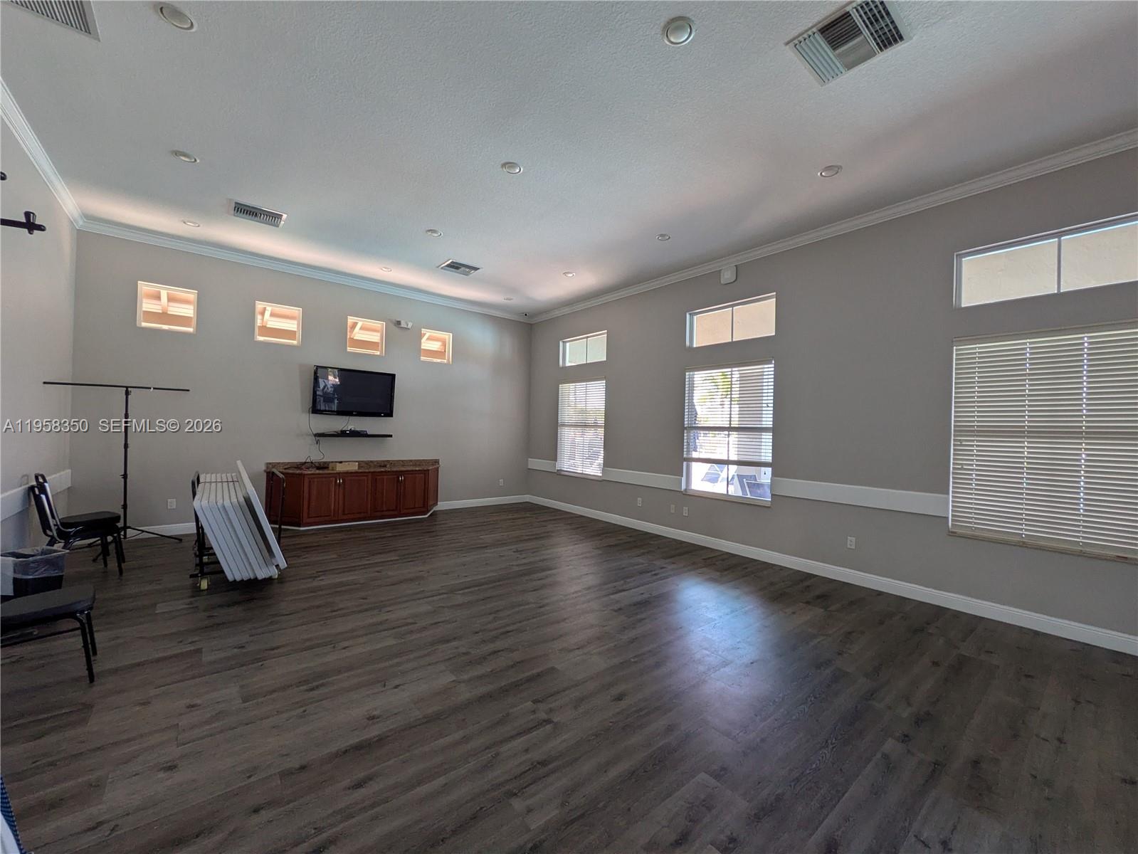 22604 SW 94th Ct Cutler Bay, FL 33190