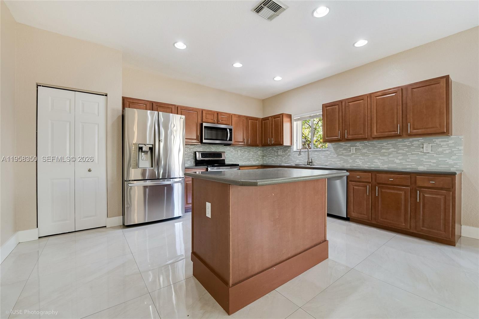 22604 SW 94th Ct Cutler Bay, FL 33190