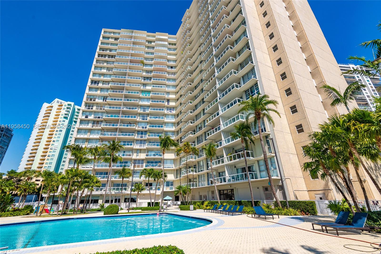 image Brickell Townhouse8