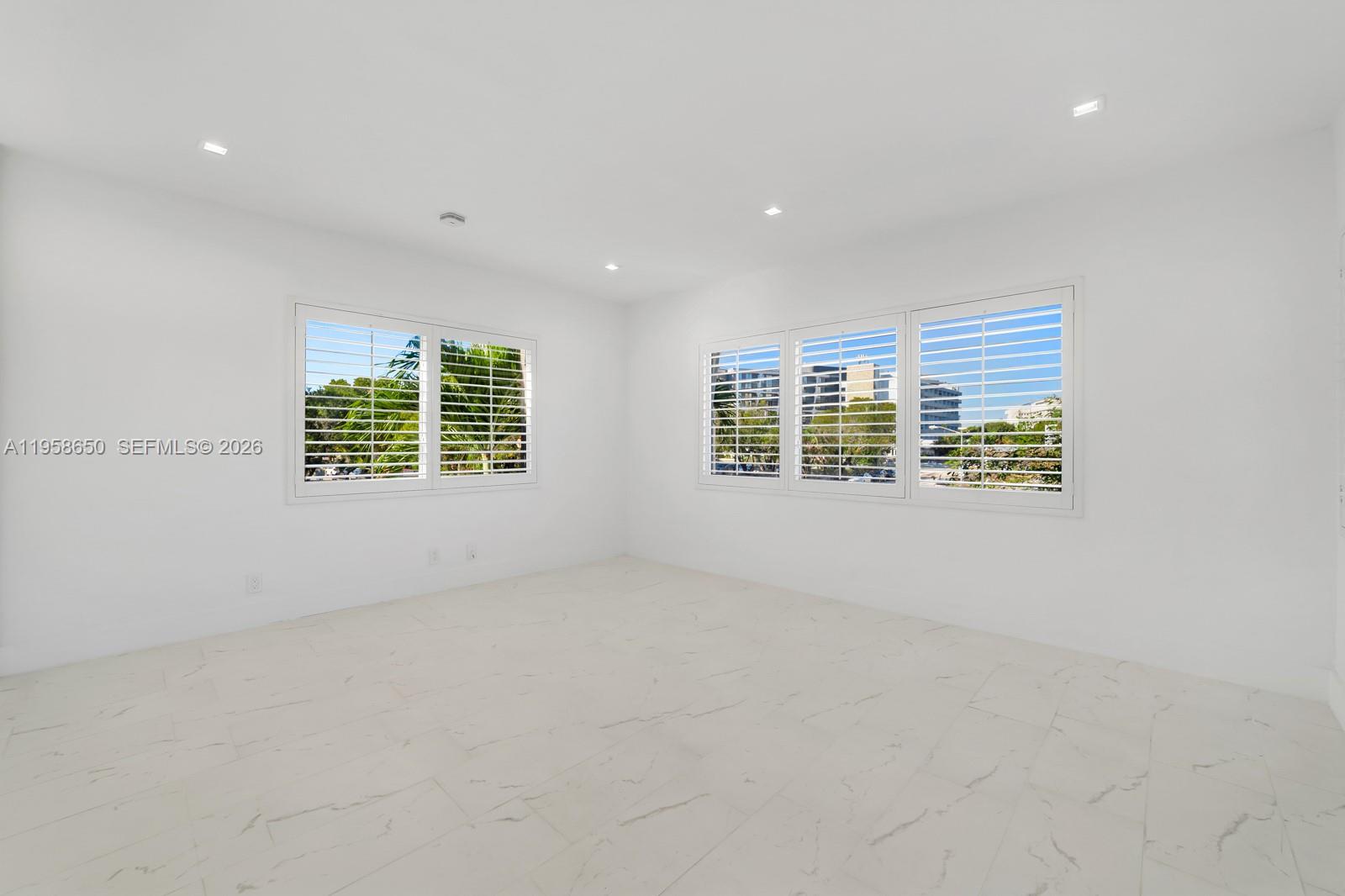 3909 Garden Ave #4 Miami Beach, FL 33140