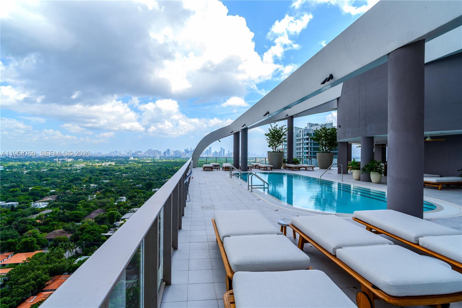 2678 Tigertail Ave #1109 Miami, FL 33133