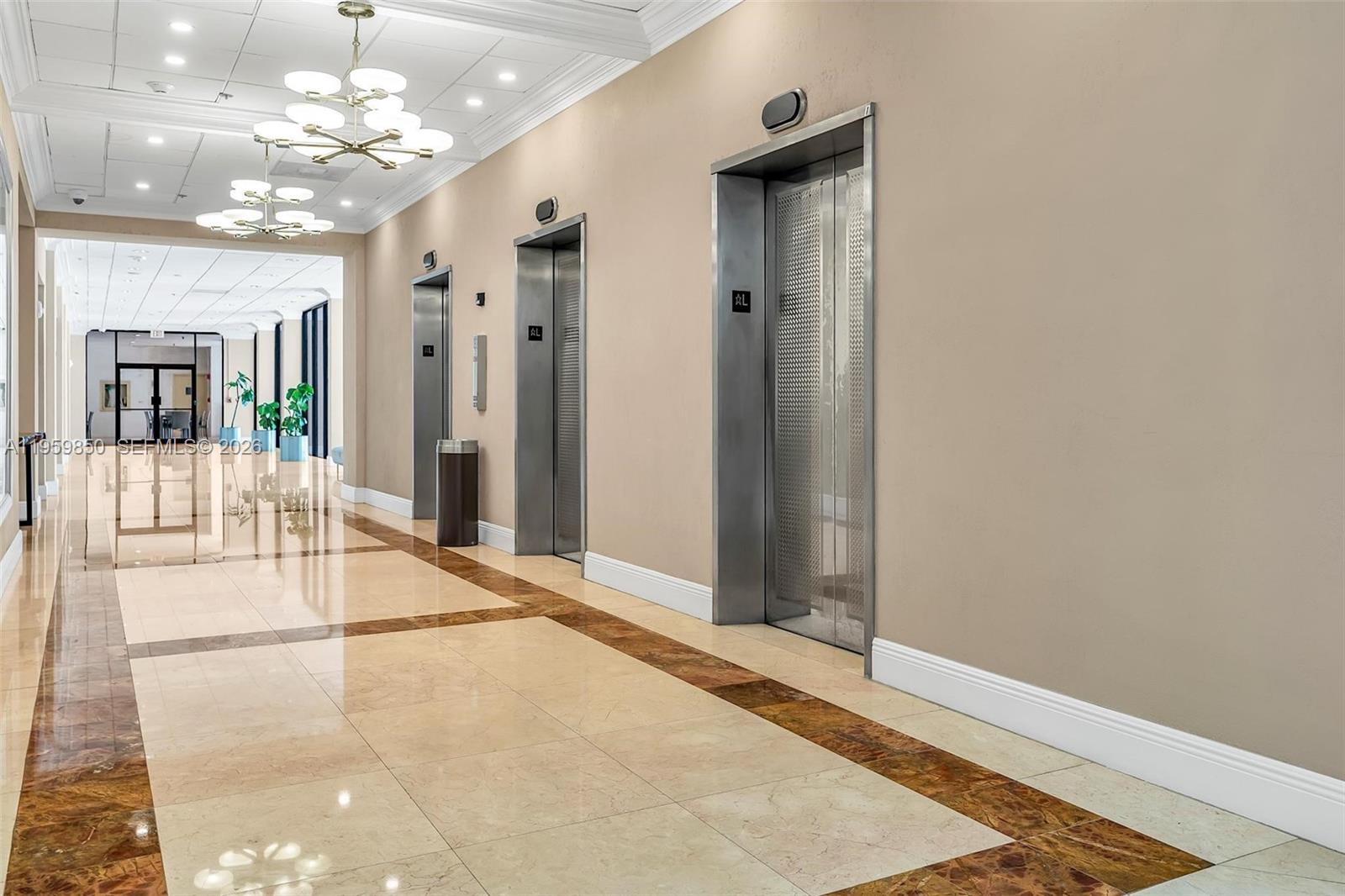 image Brickell Place I46