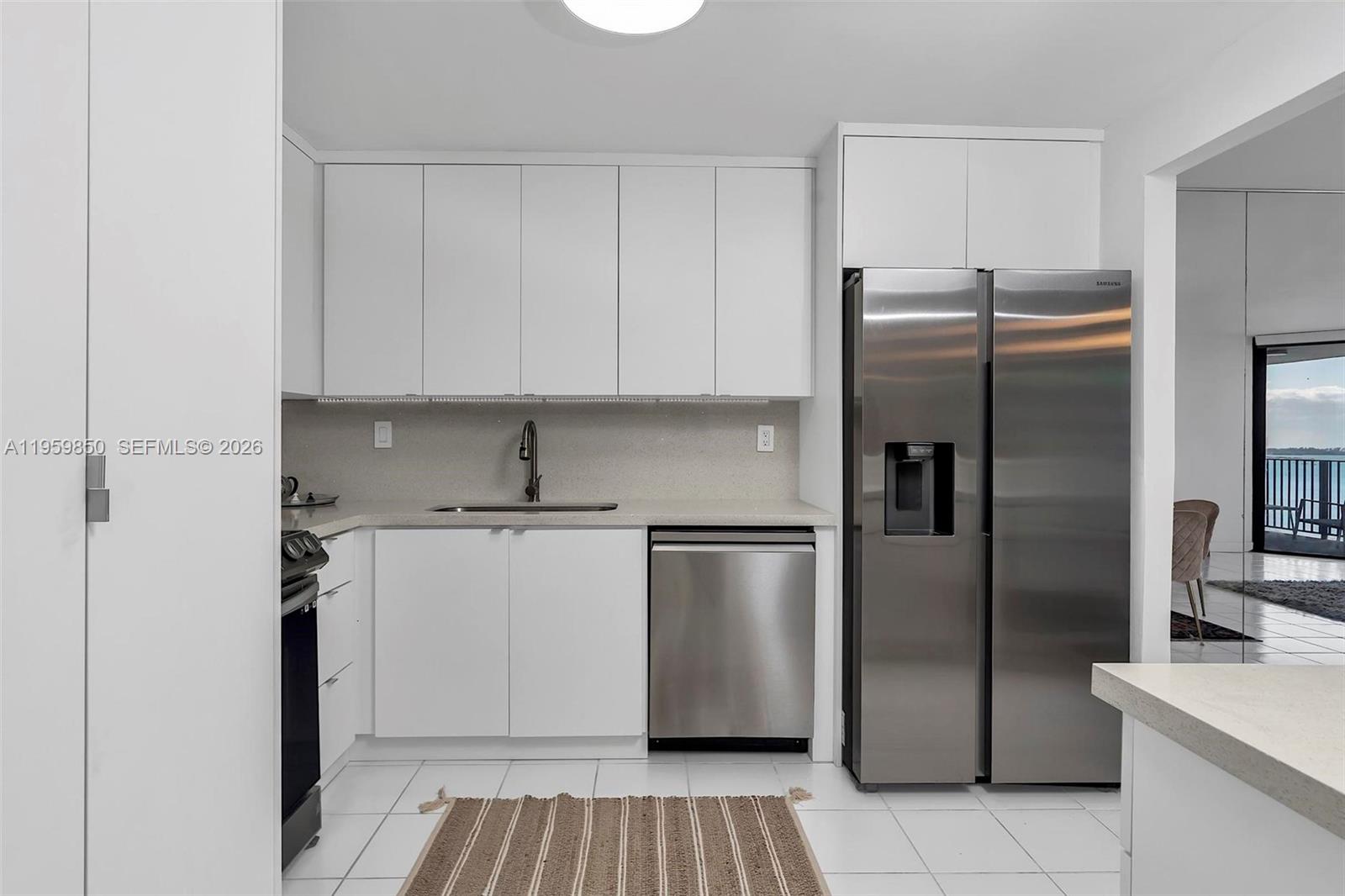 image Brickell Place I6