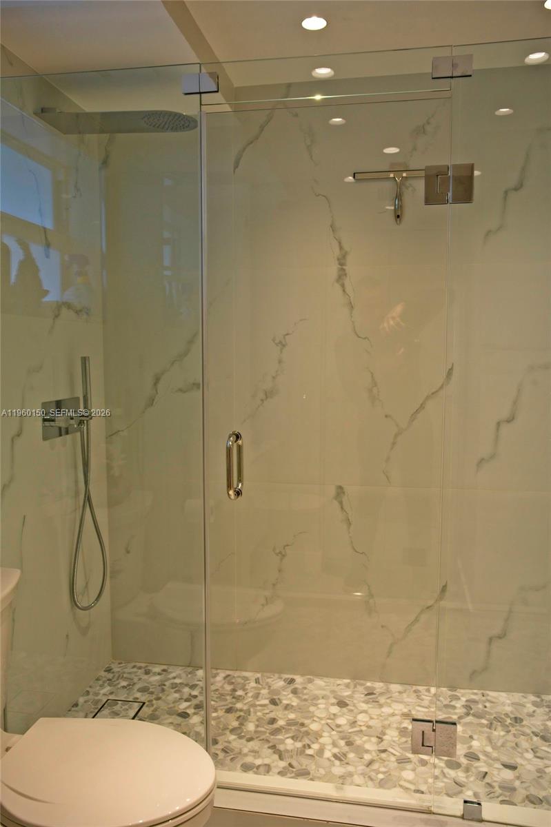 3849 NE 169th St #302 North Miami Beach, FL 33160