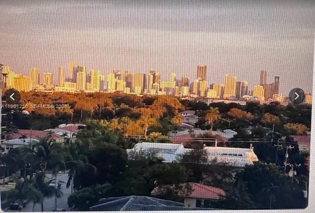 image 1300 Ponce Condos8