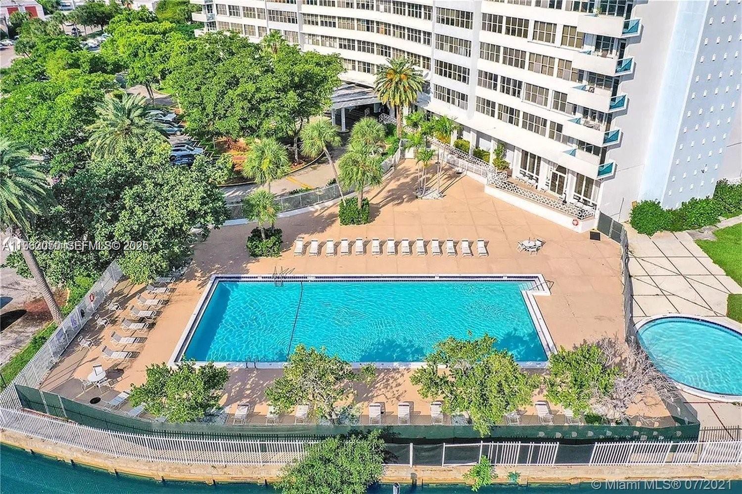 7441 Wayne Ave #9I Miami Beach, FL 33141