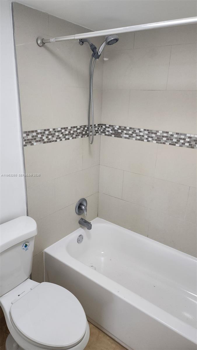 9000 SW 24th St #14C Miami, FL 33165