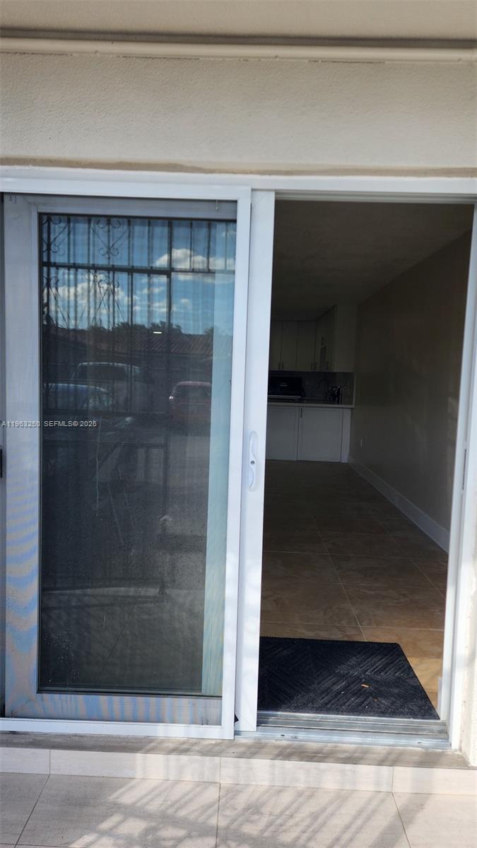 9000 SW 24th St #14C Miami, FL 33165