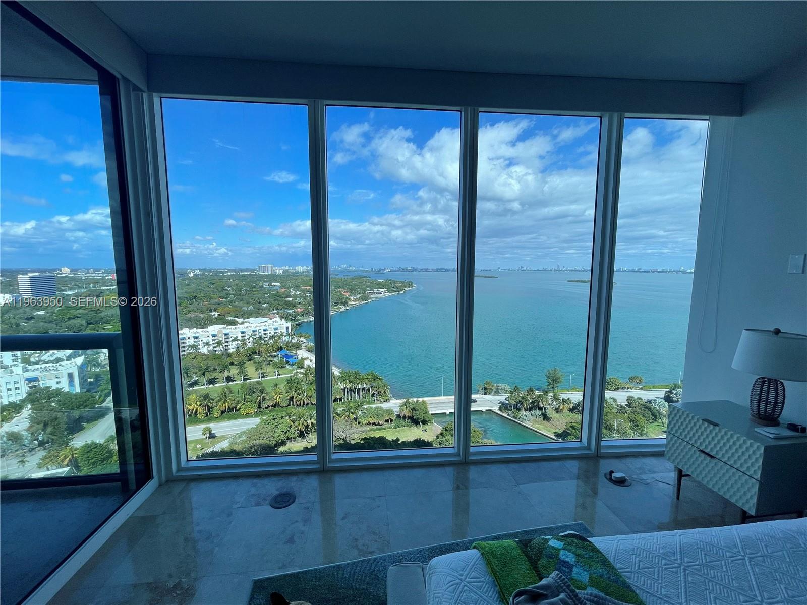 image Blue on the Bay10