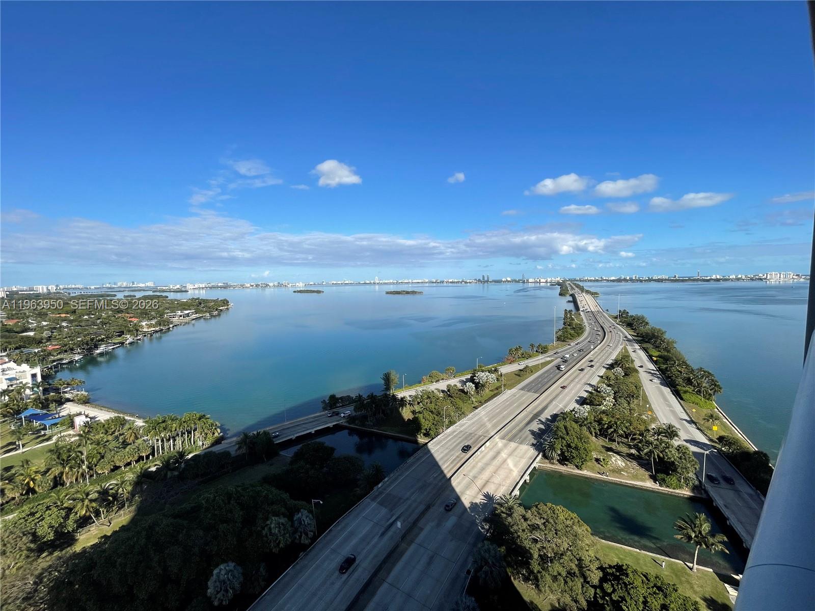 image Blue on the Bay2