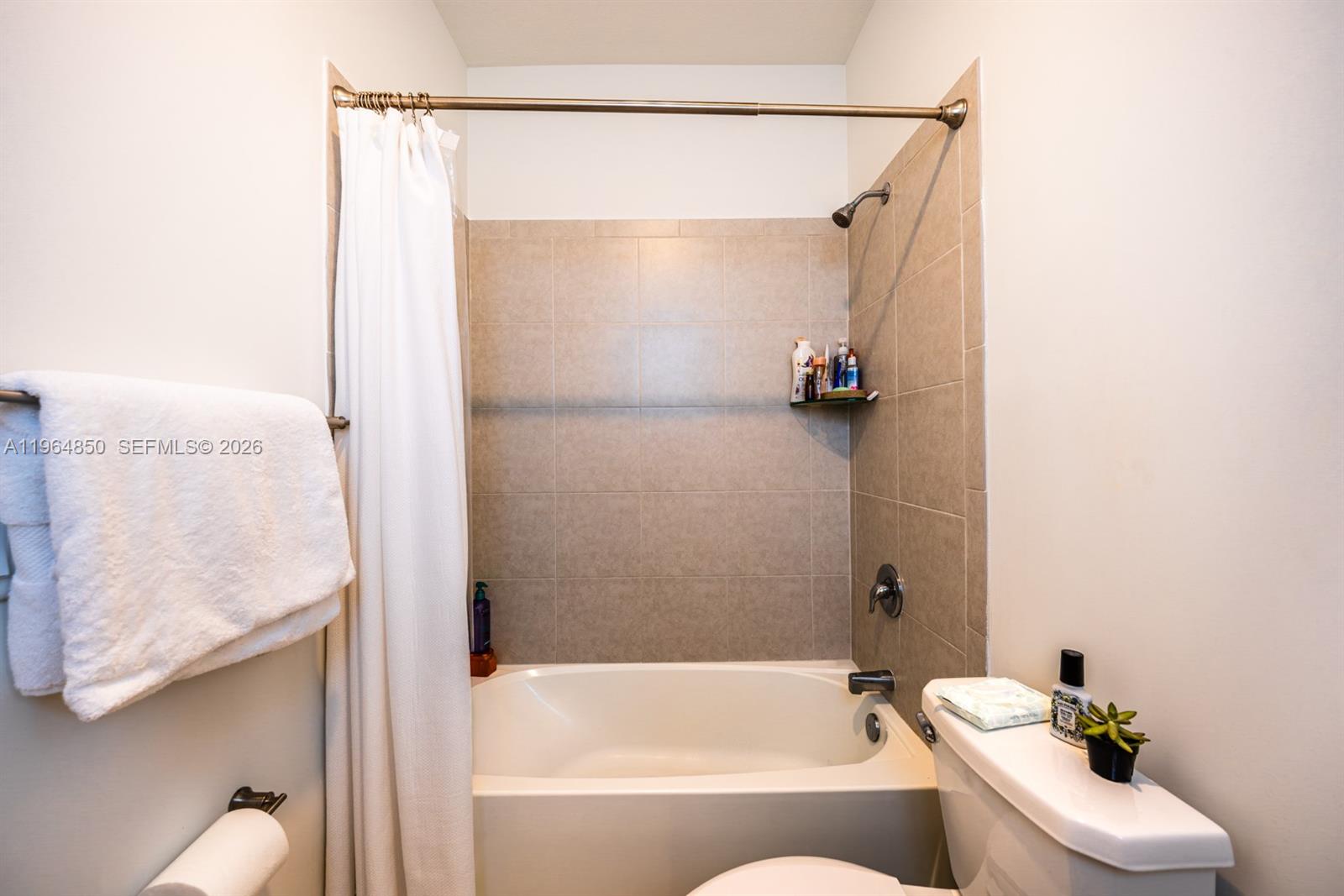 12208 NW 23rd Ct Miami, FL 33167