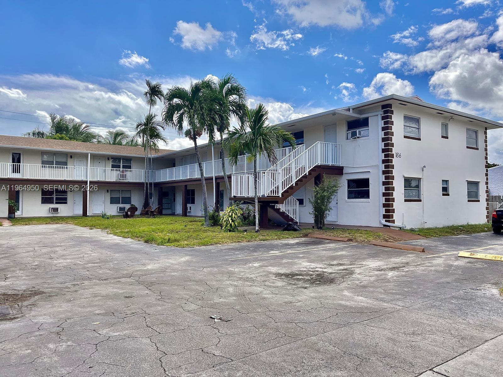 Undisclosed Address Hollywood, FL 33020