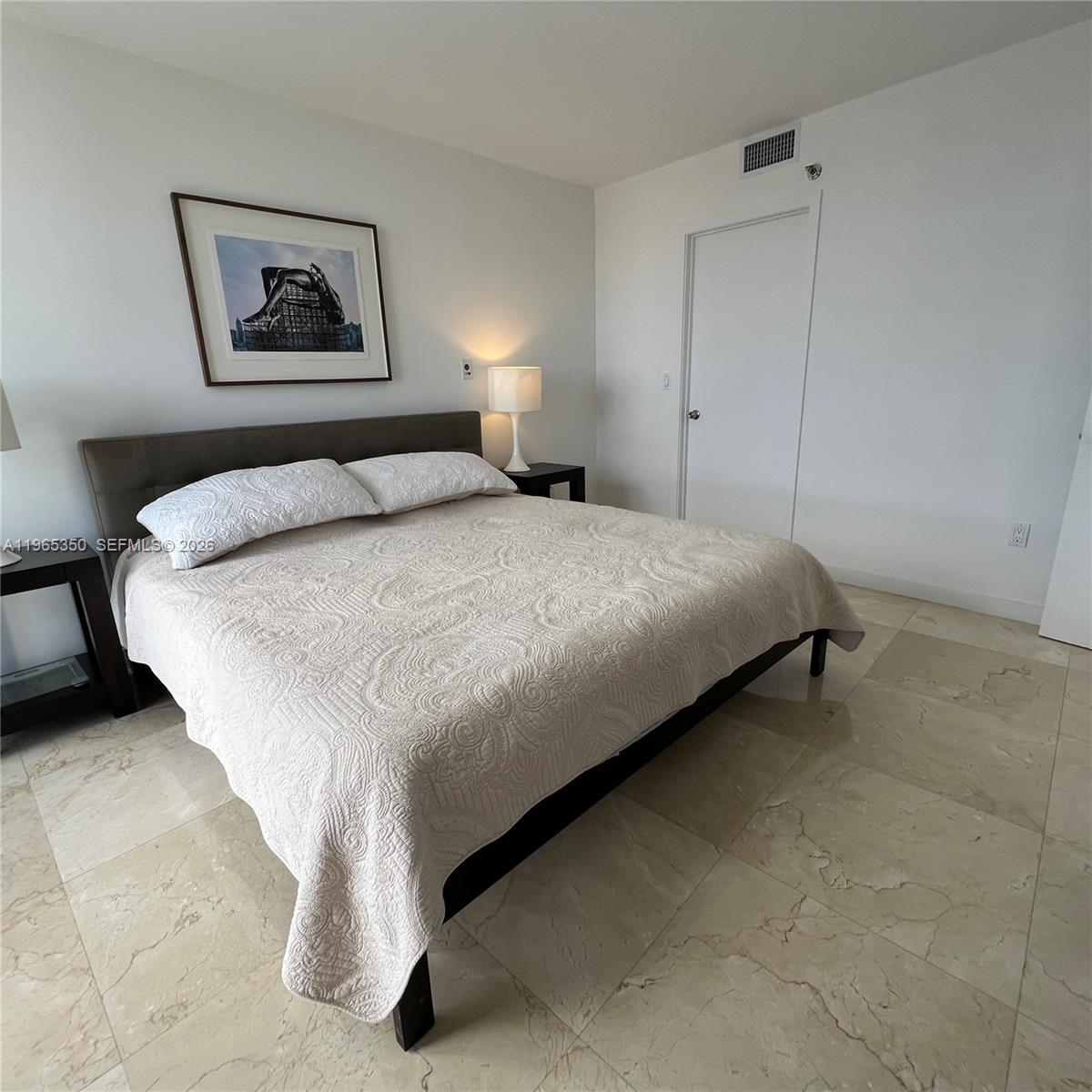 9 Island Ave #2211 Miami Beach, FL 33139