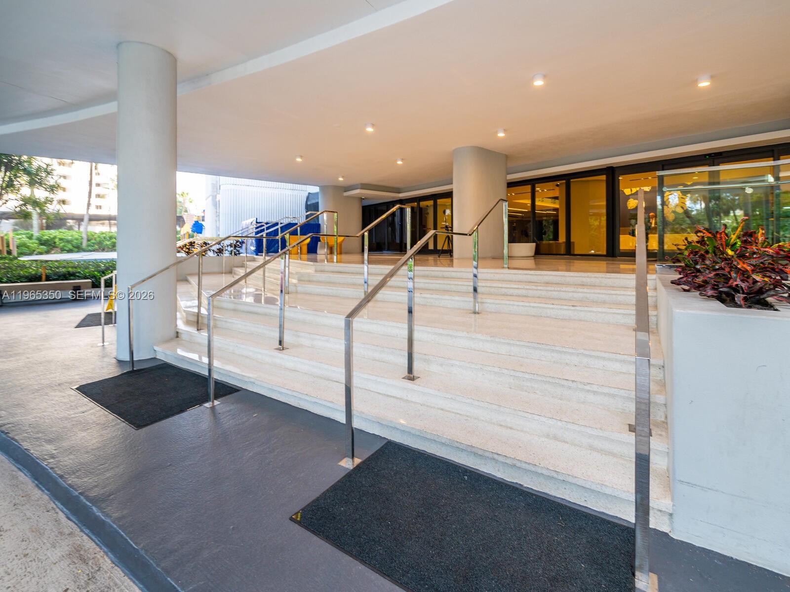 9 Island Ave #2211 Miami Beach, FL 33139