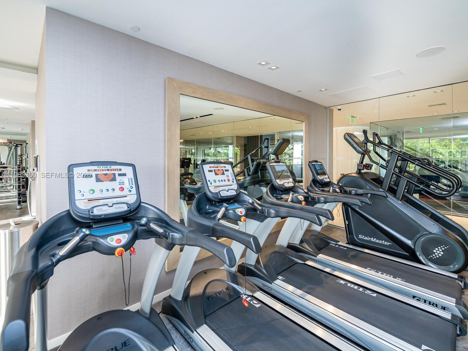 9 Island Ave #2211 Miami Beach, FL 33139