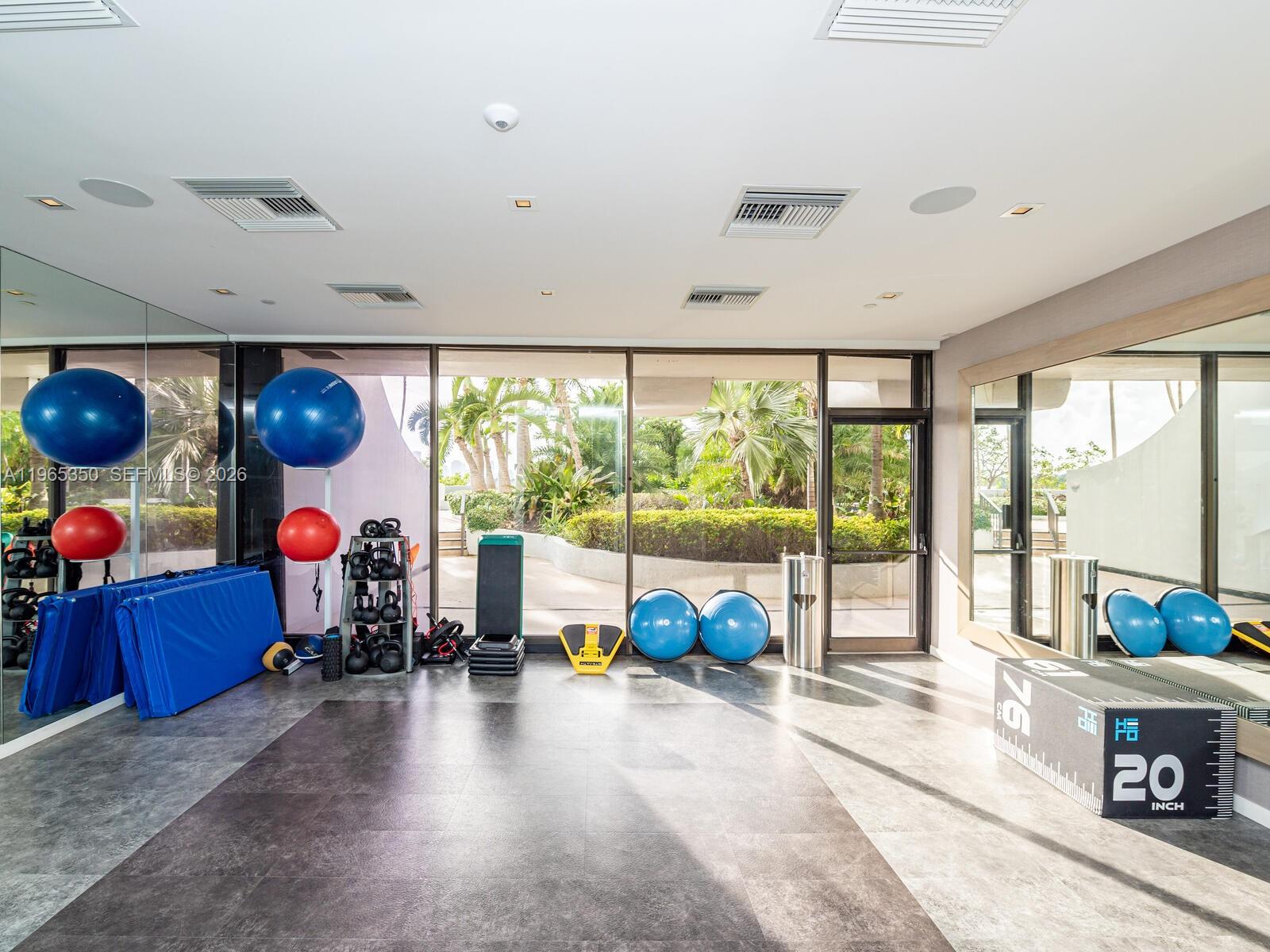 9 Island Ave #2211 Miami Beach, FL 33139