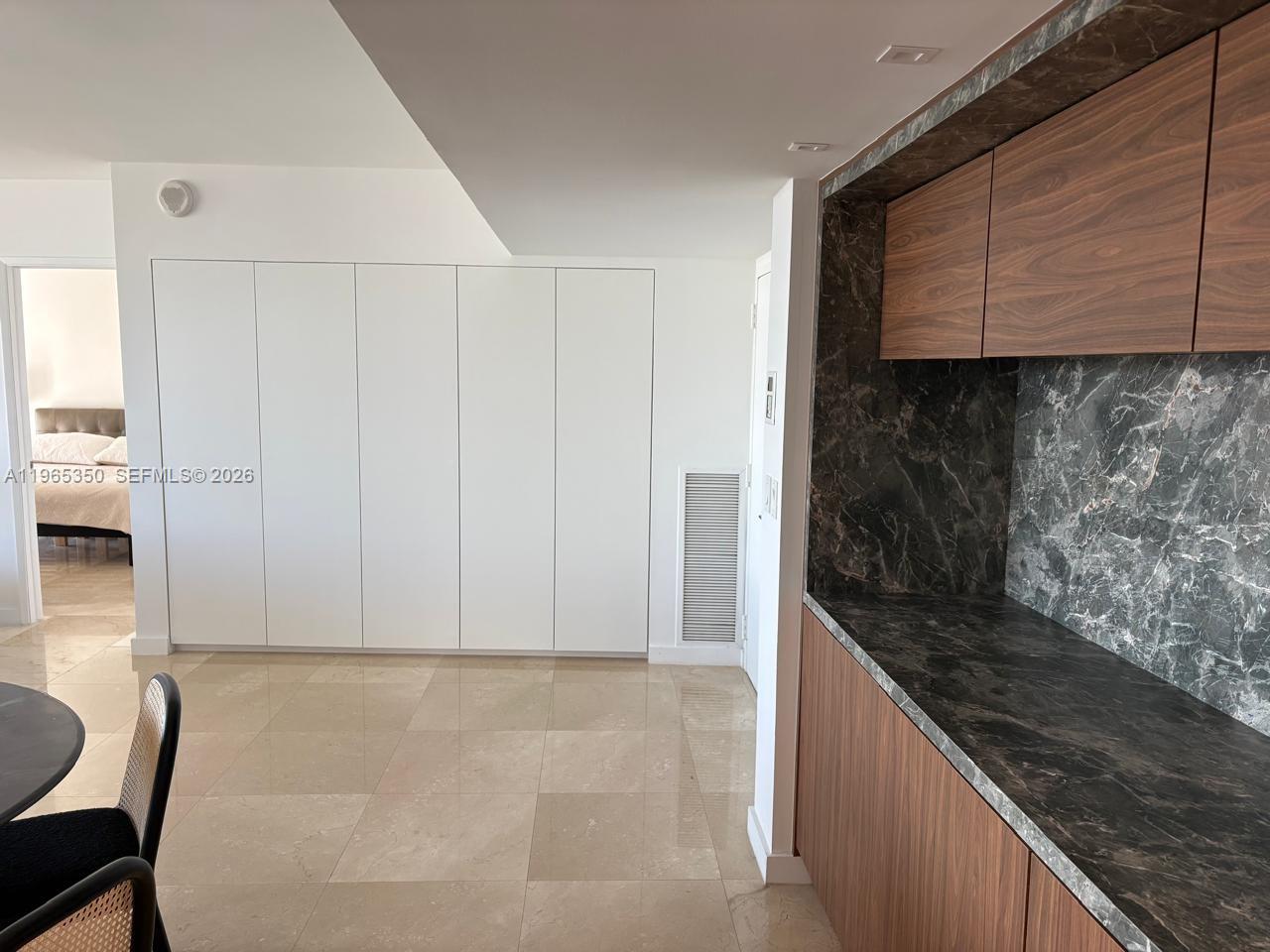 9 Island Ave #2211 Miami Beach, FL 33139