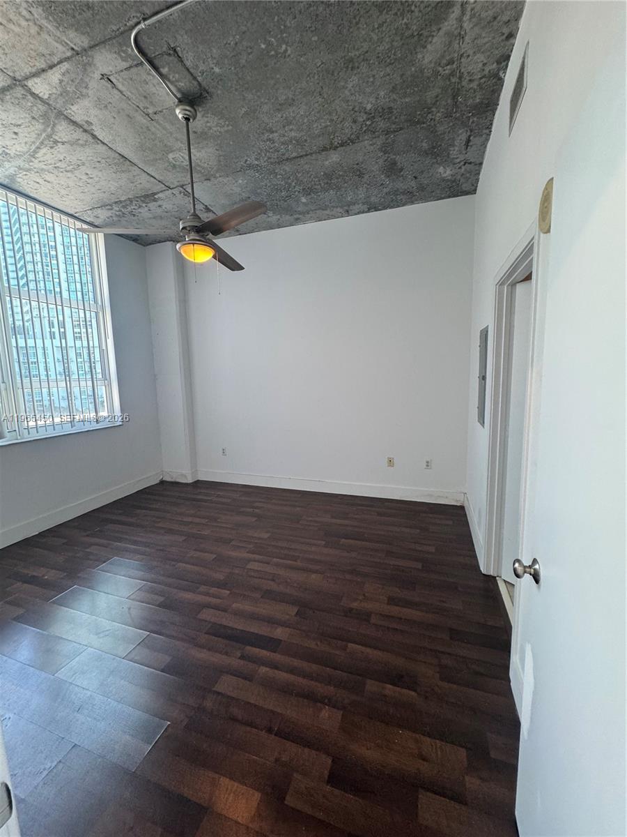 image Cite on the Bay West15