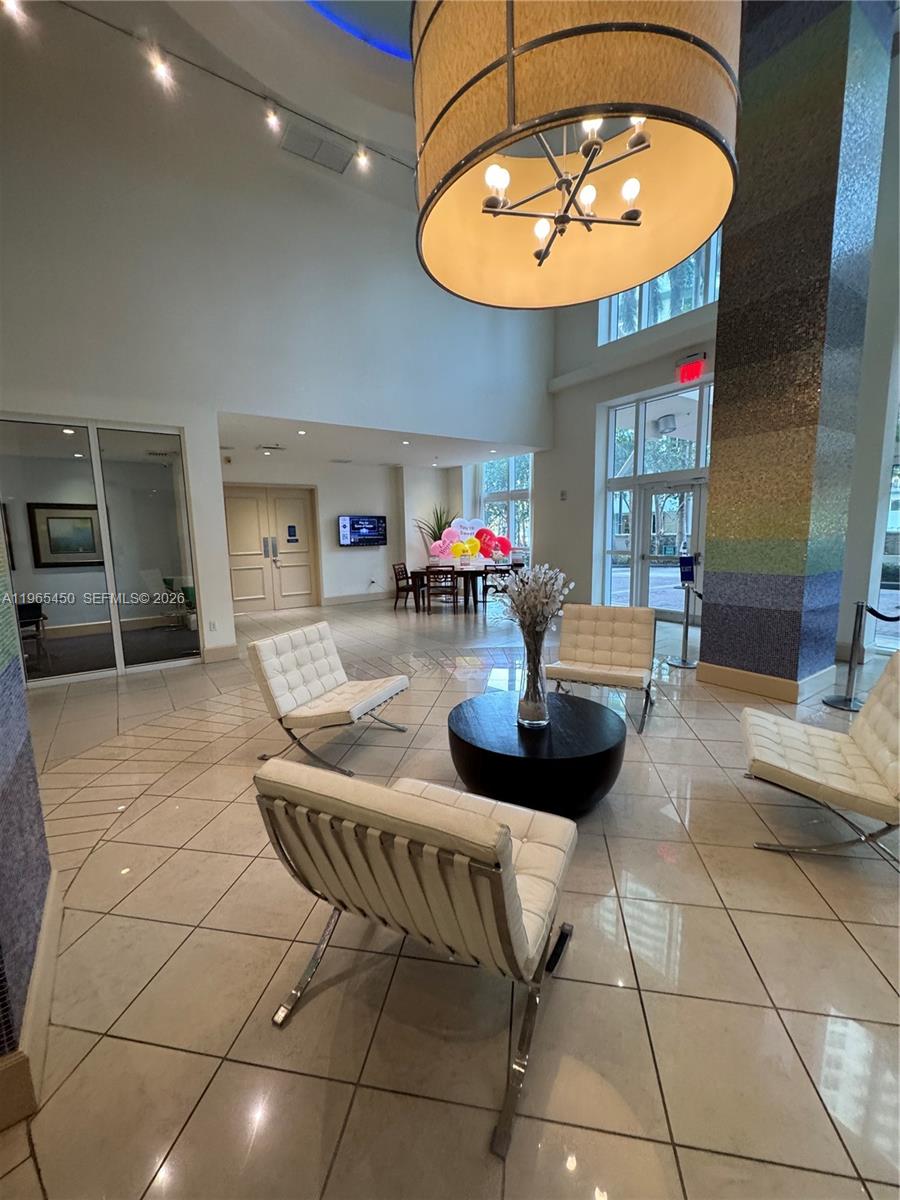 image Cite on the Bay West20