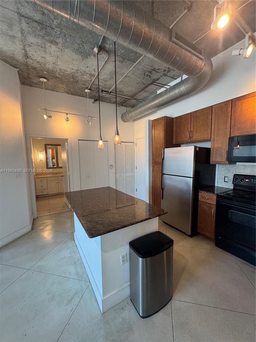 image Cite on the Bay West5