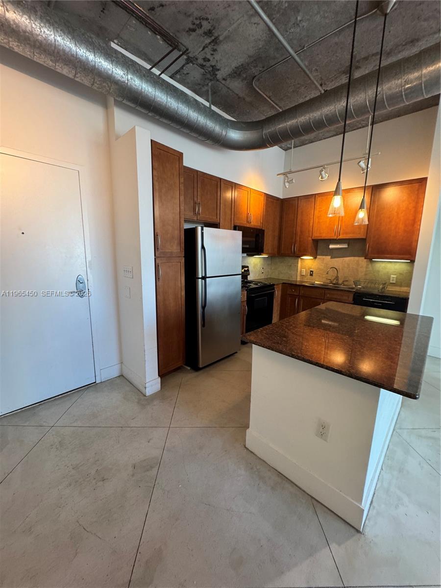 image Cite on the Bay West6