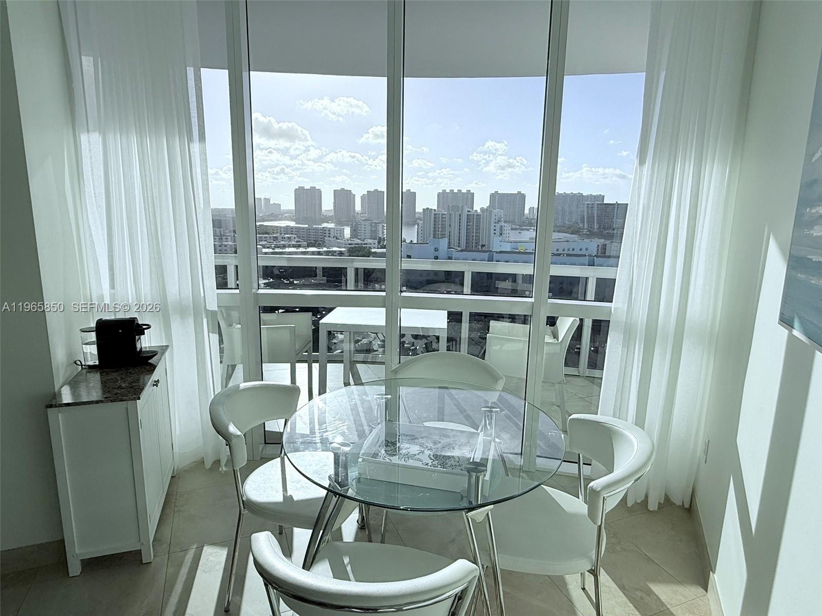 image Trump Royale15