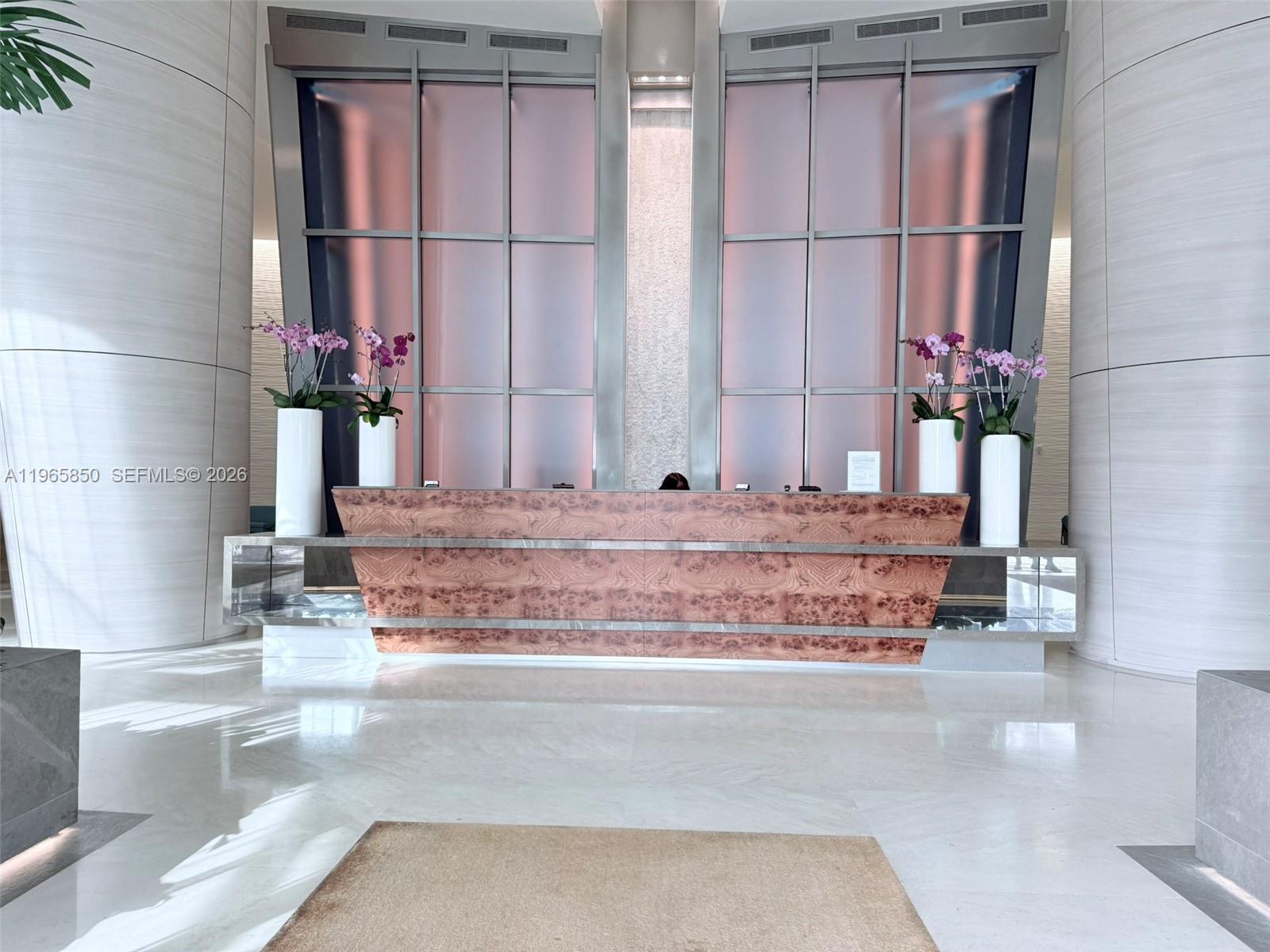 image Trump Royale38