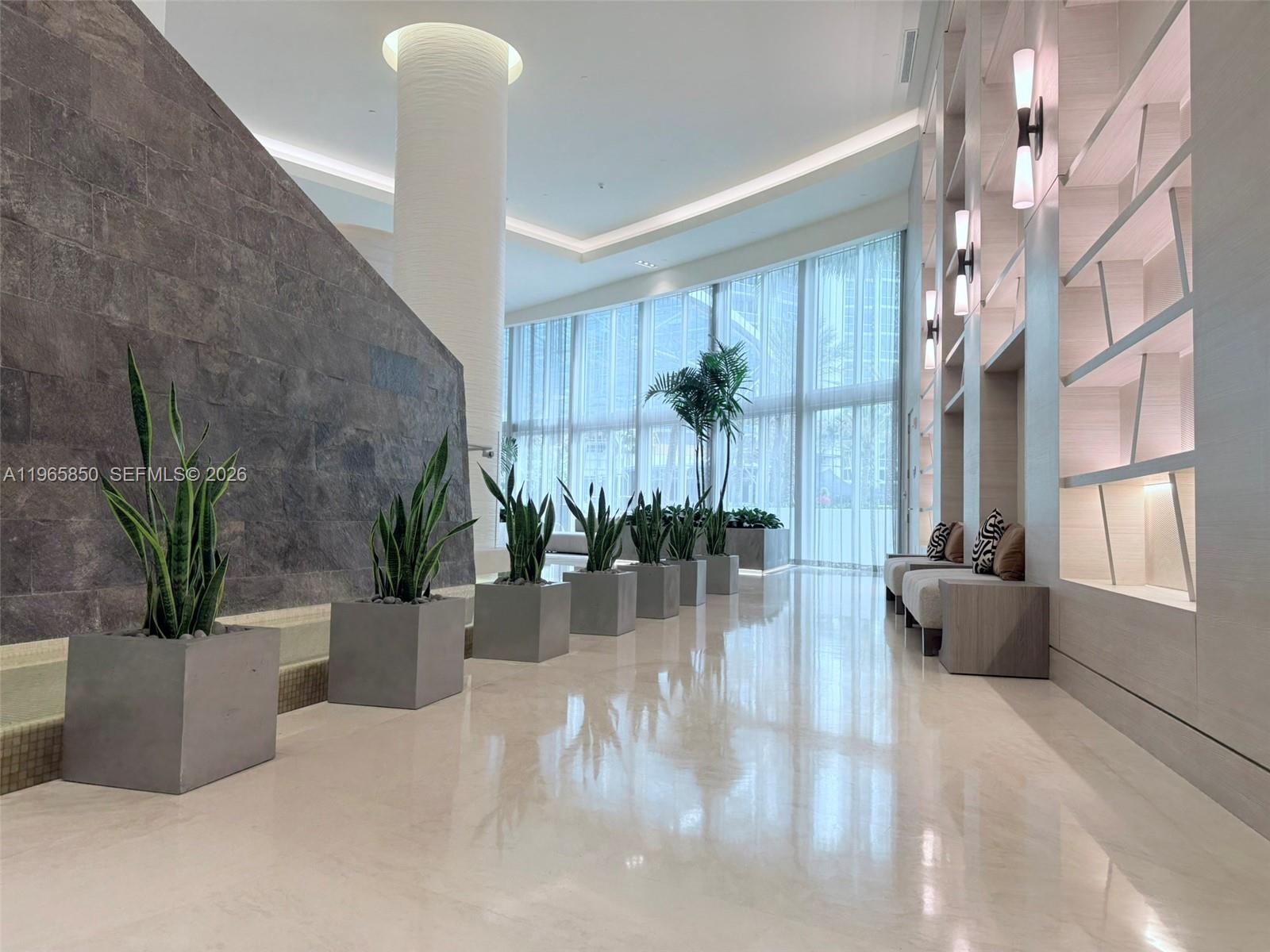 image Trump Royale46