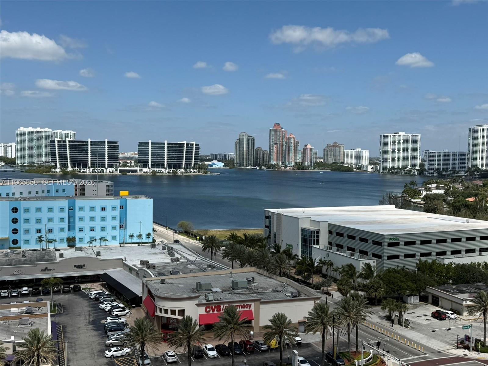 image Trump Royale50