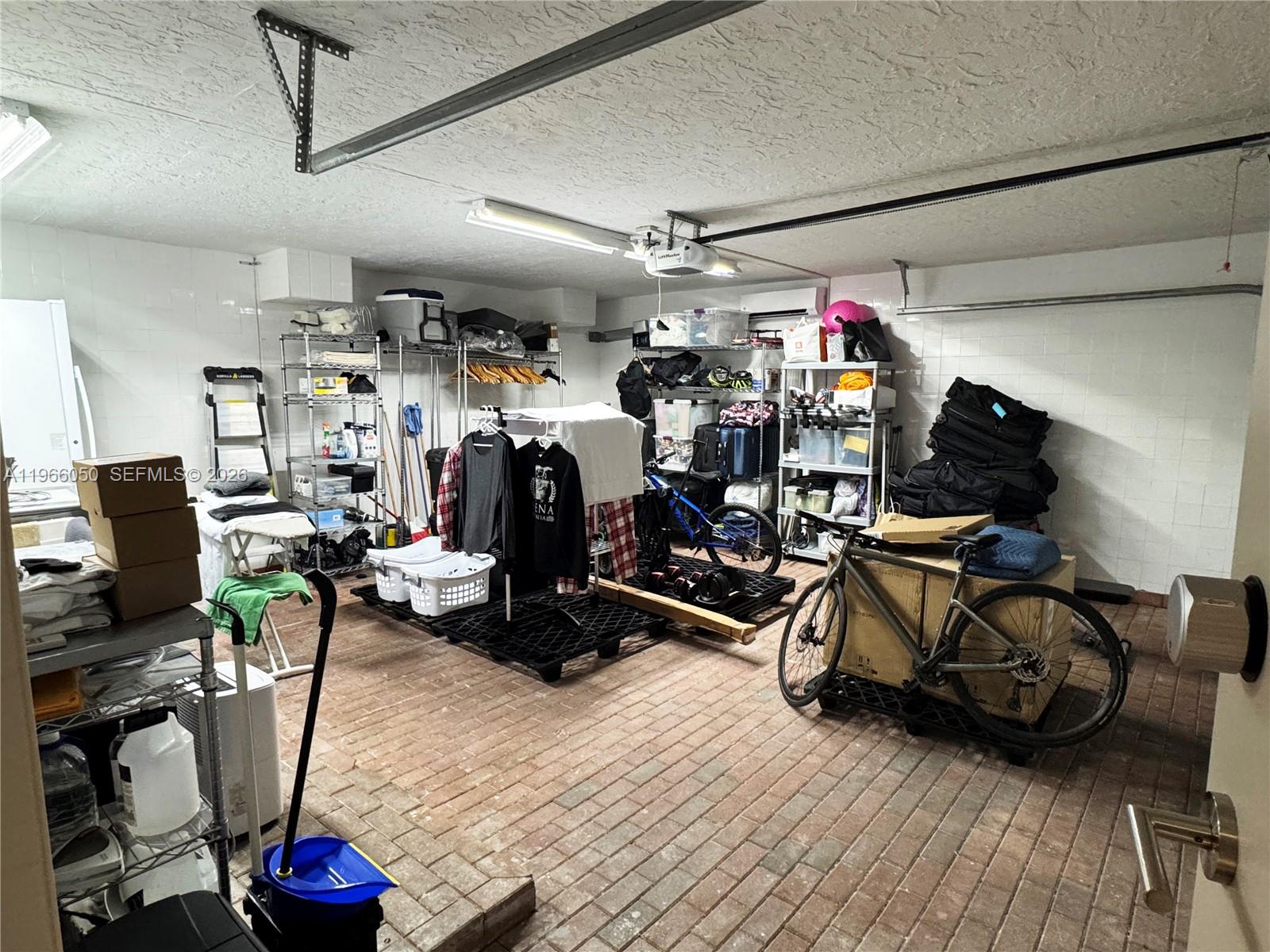 2000 S Bayshore Dr #13 Miami, FL 33133