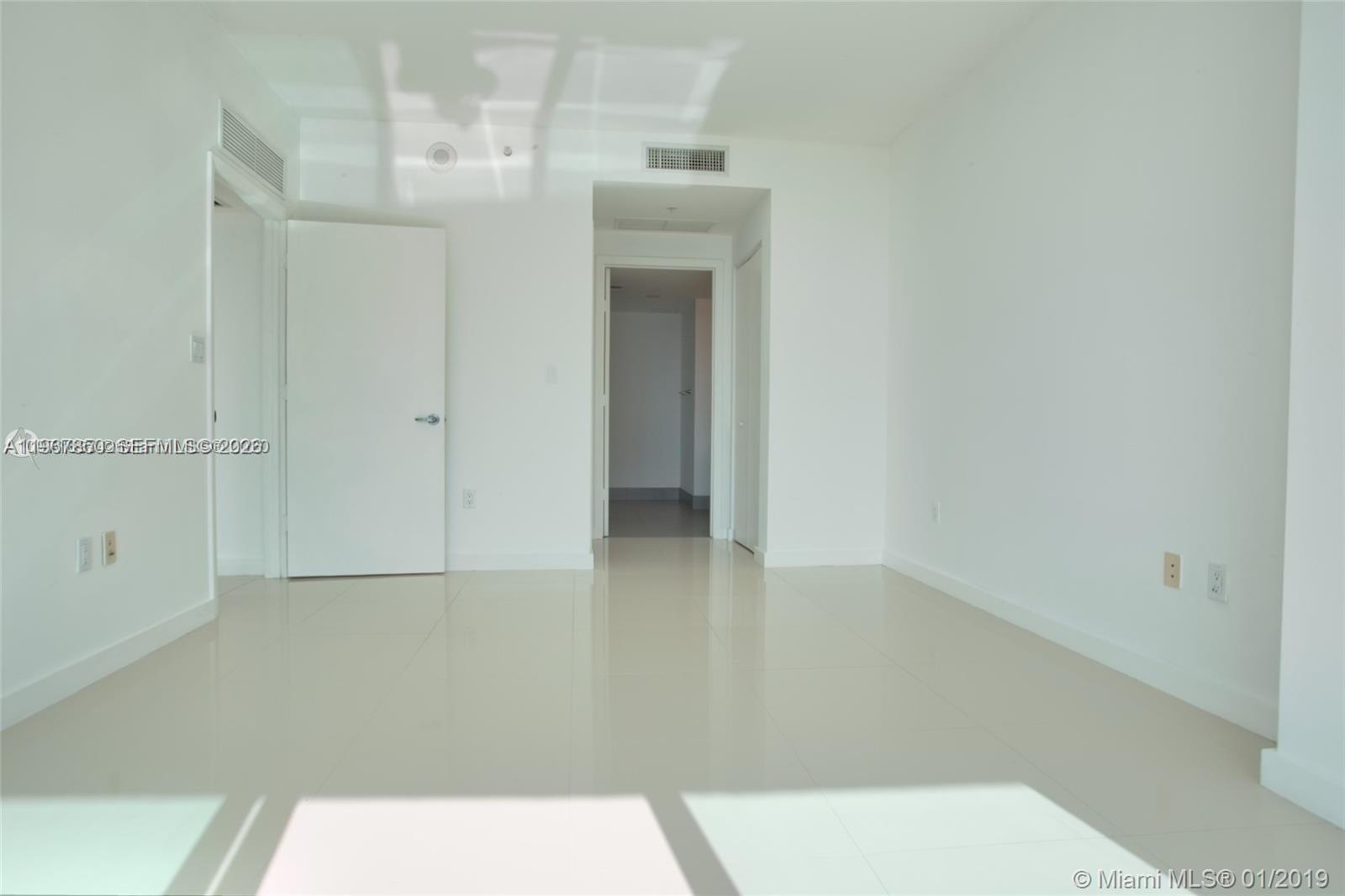 92 SW 3rd St #3804 Miami, FL 33130