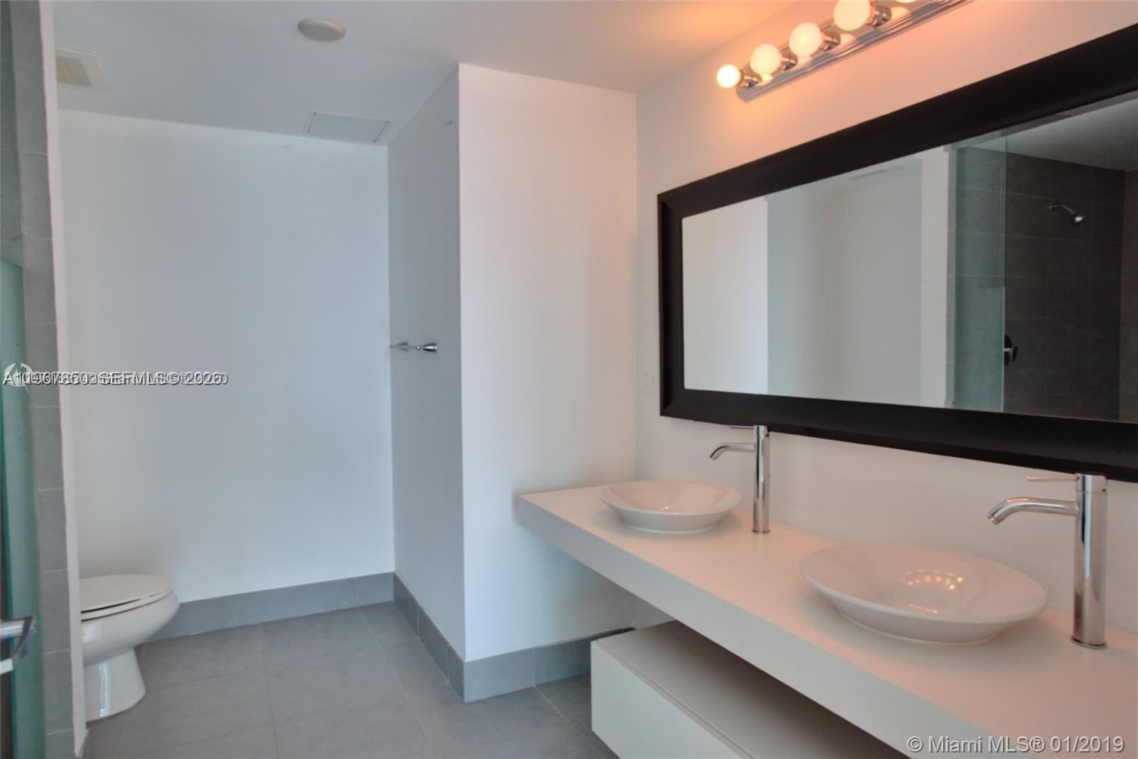 92 SW 3rd St #3804 Miami, FL 33130