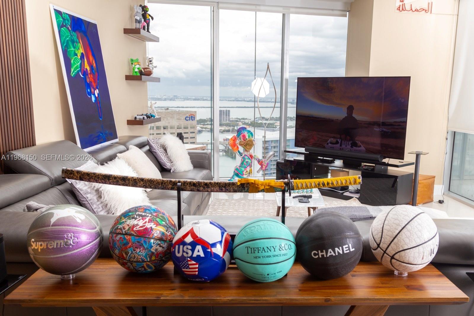 465 Brickell Ave #5101