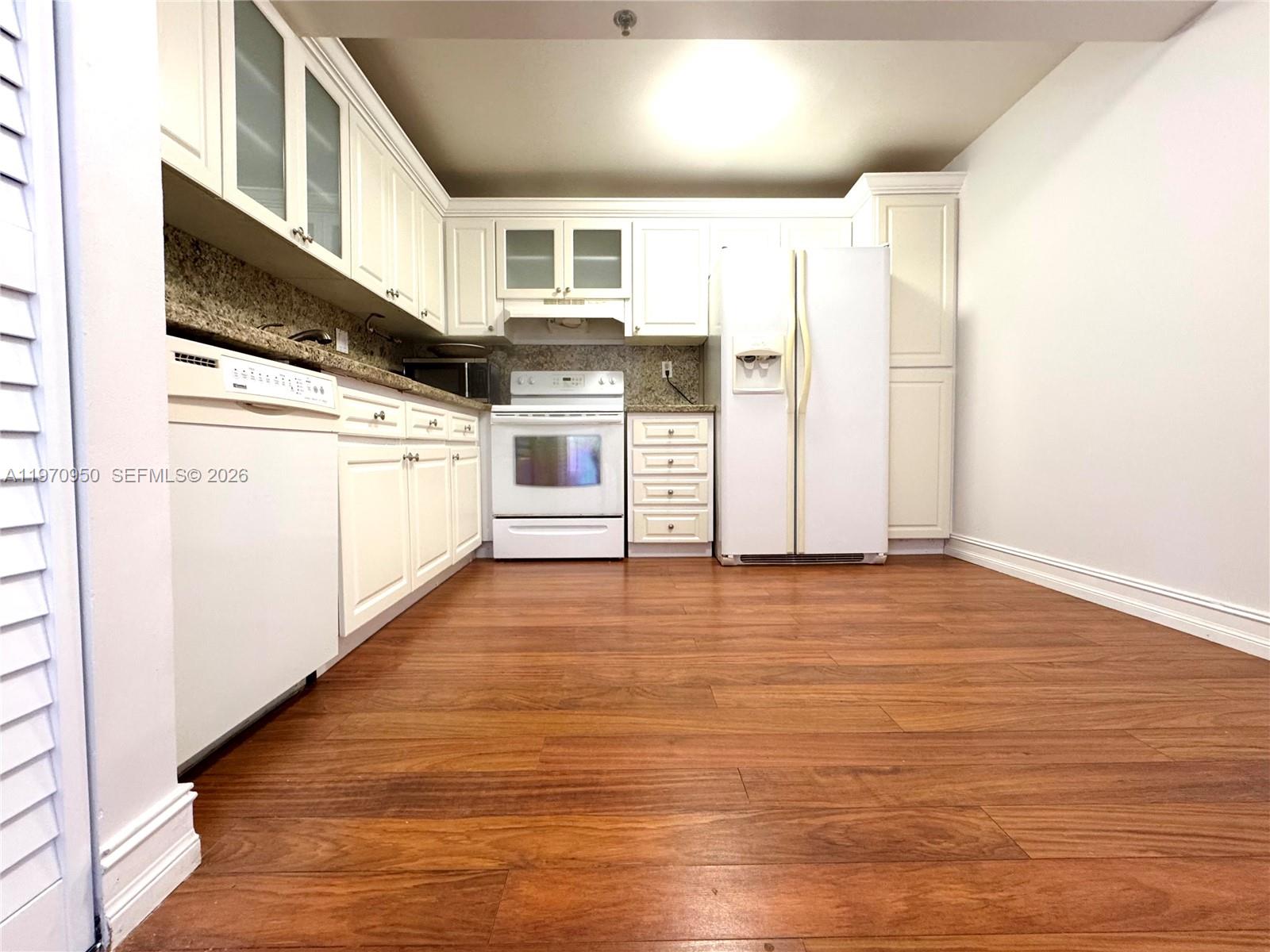 image Winston Towers 60012