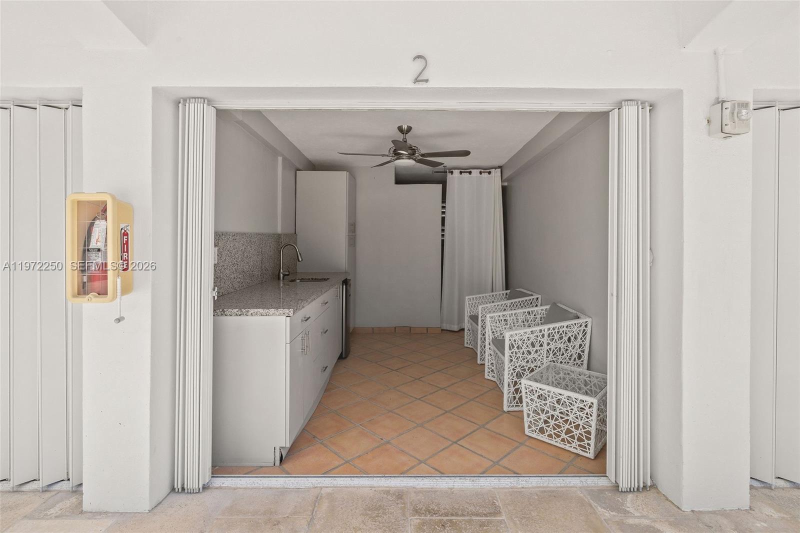 4925 Collins Ave #CU2 Miami Beach, FL 33140