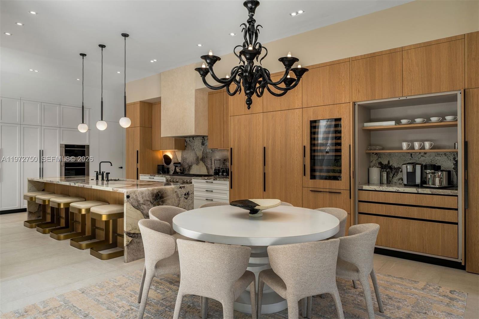 2145 Meridian Ave Miami Beach, FL 33139