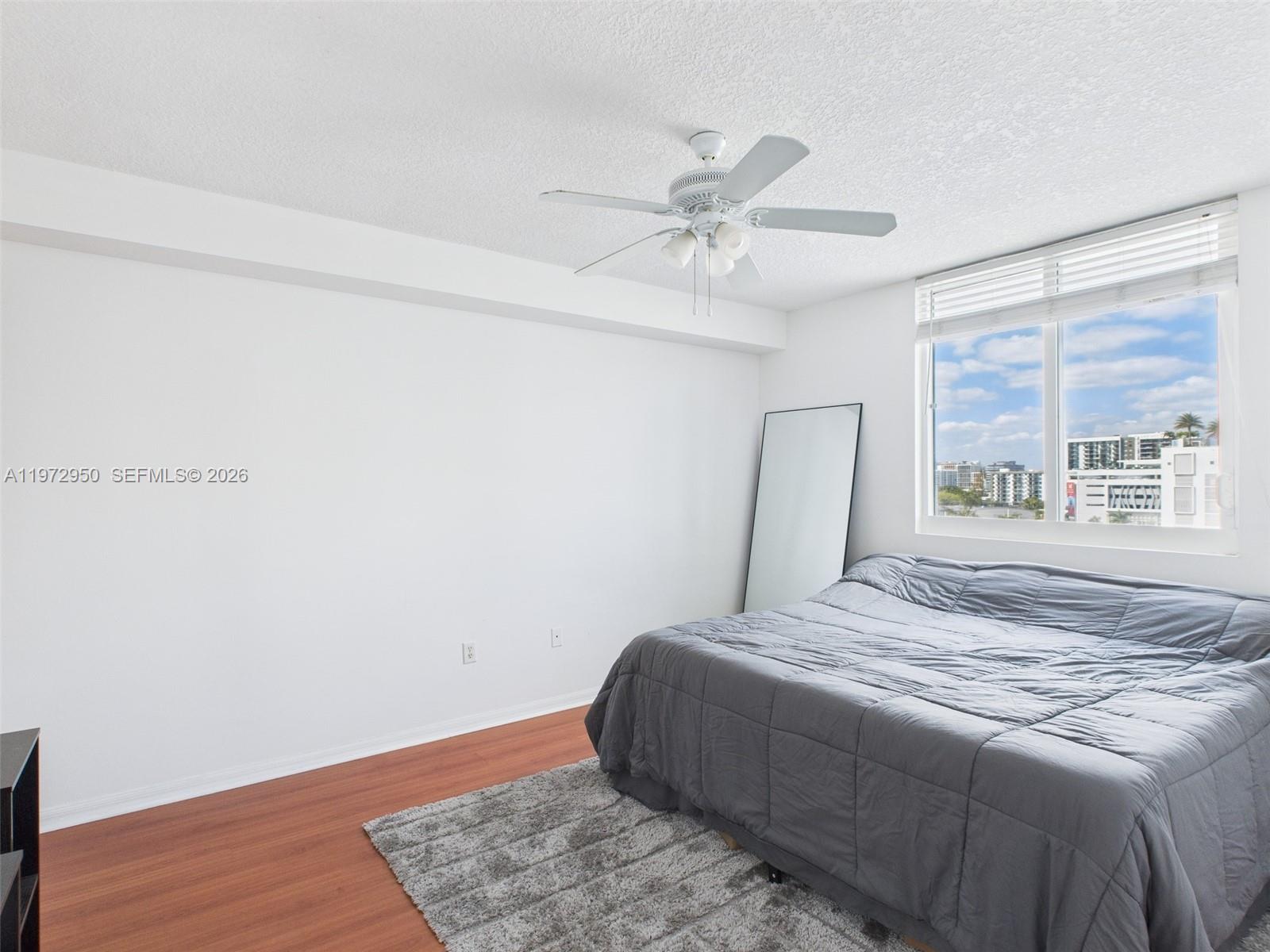 image 1800 Biscayne Plaza7