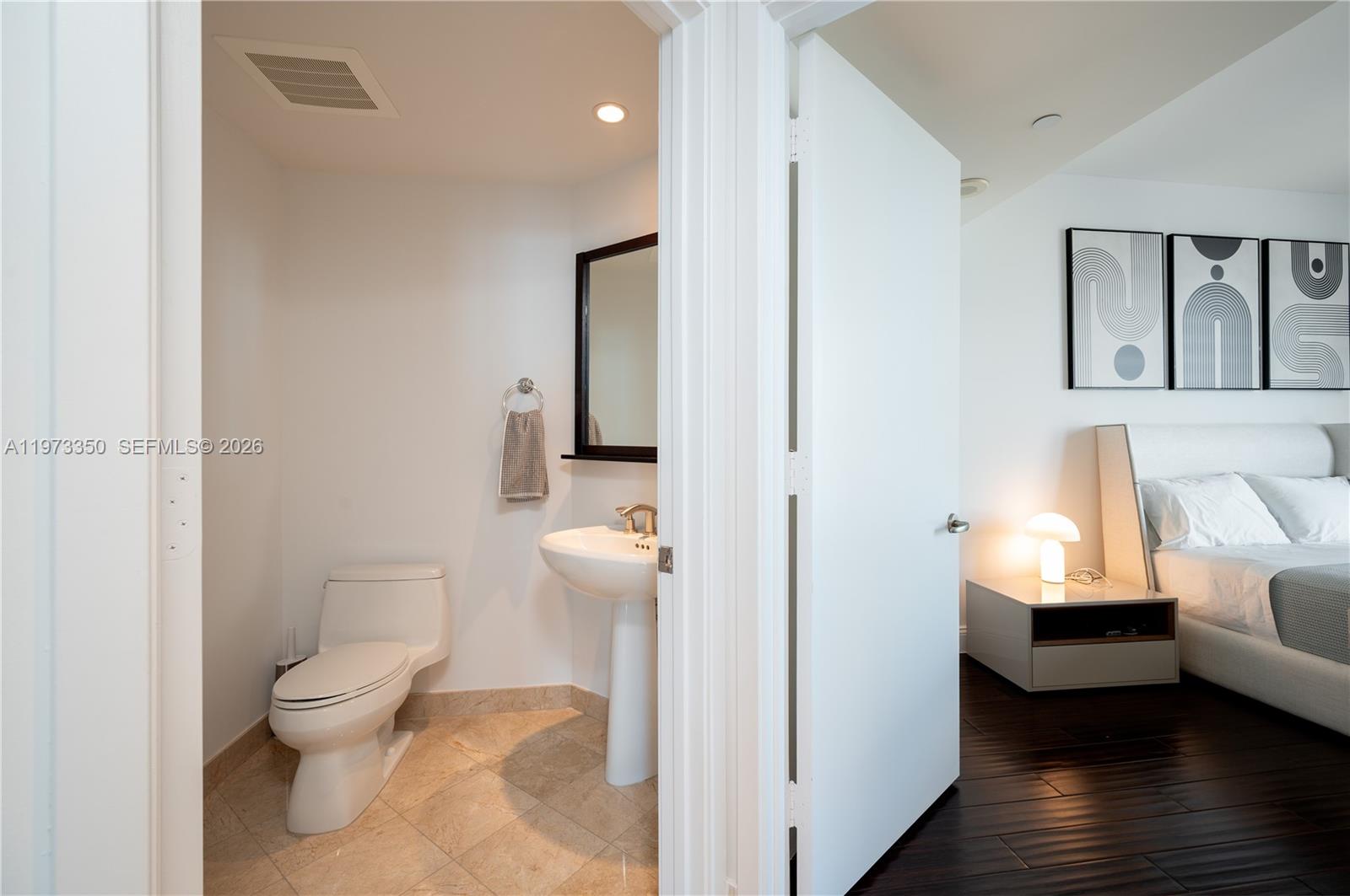 image Jade at Brickell Bay24