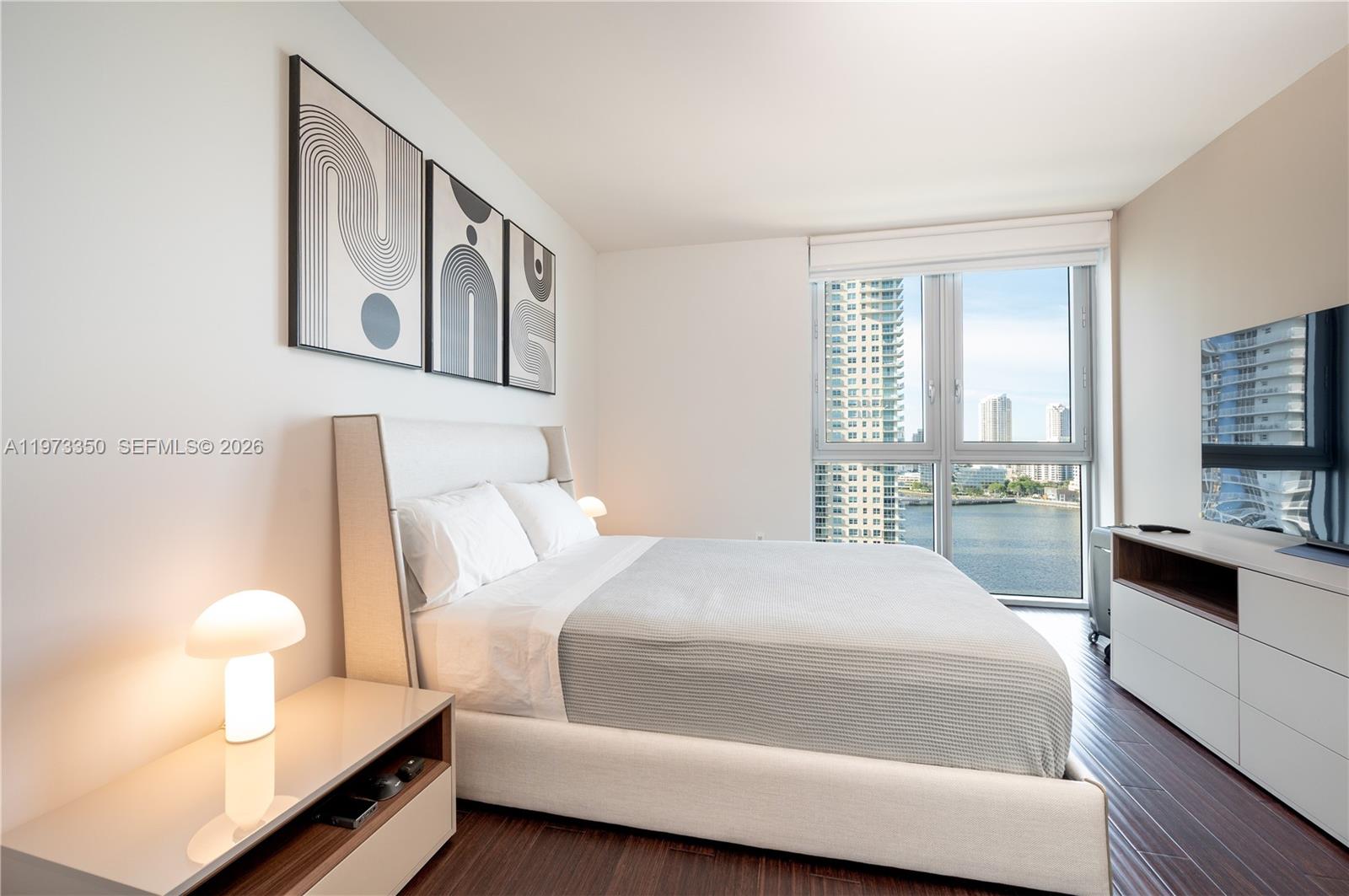 image Jade at Brickell Bay25