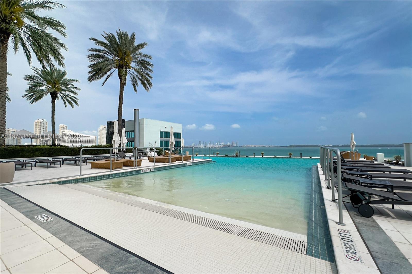 image Jade at Brickell Bay33