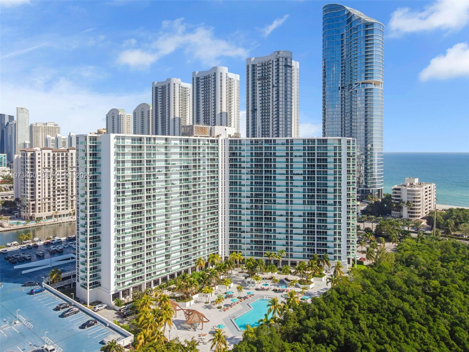 100 Bayview Dr #2007 Sunny Isles Beach, FL 33160