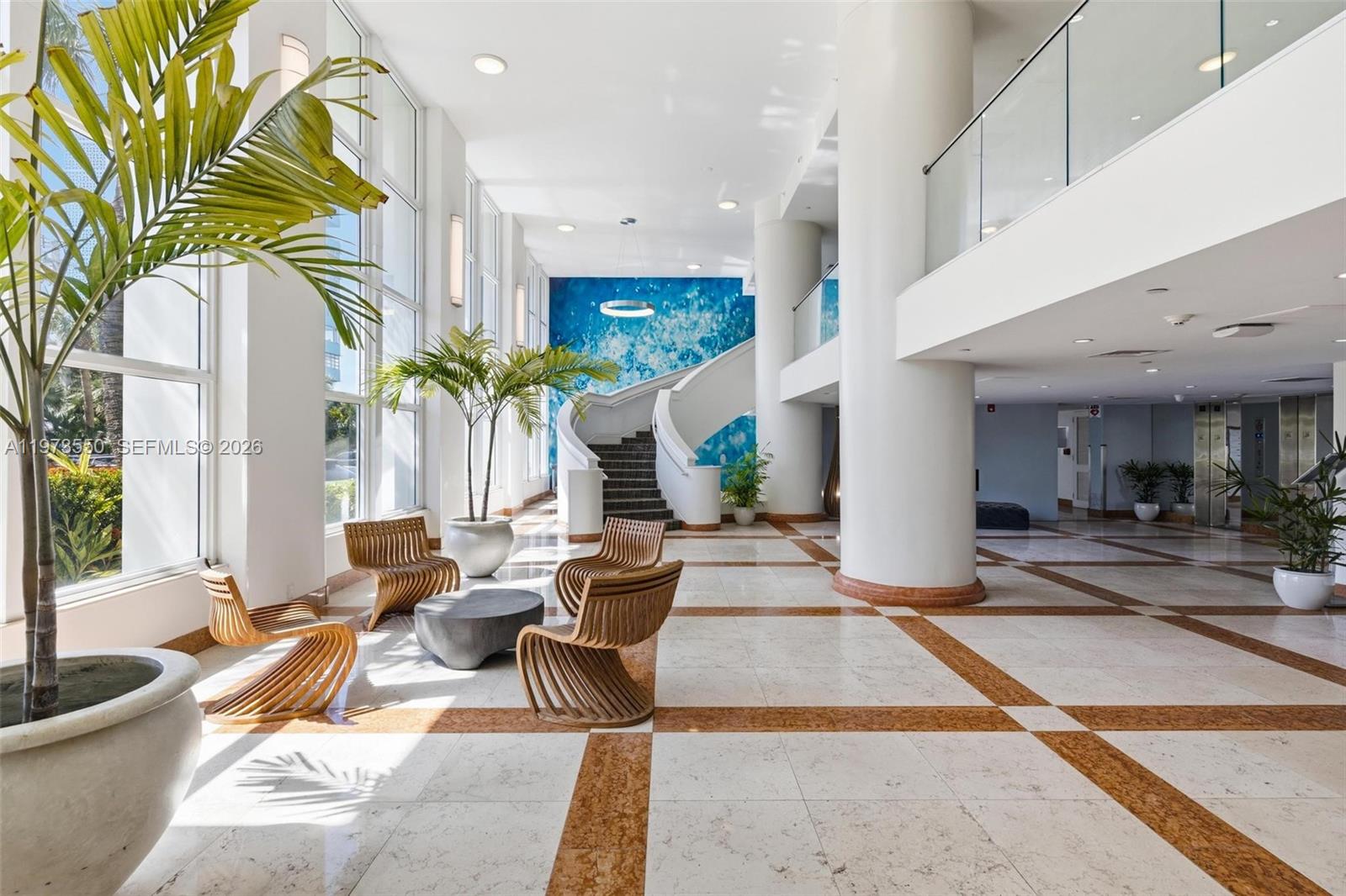 10350 W Bay Hbr Dr #PH-H Bay Harbor Islands, FL 33154