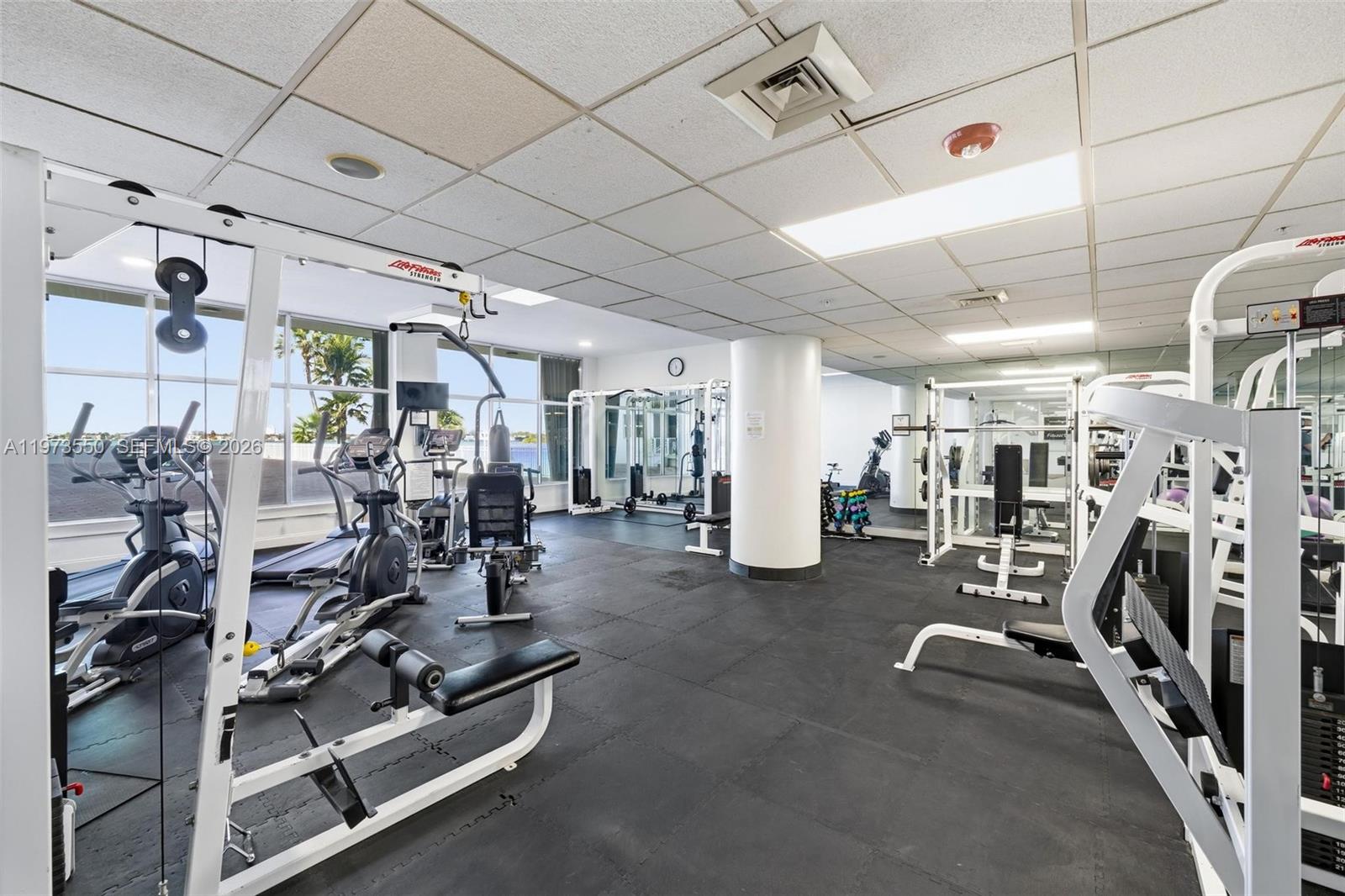 10350 W Bay Hbr Dr #PH-H Bay Harbor Islands, FL 33154