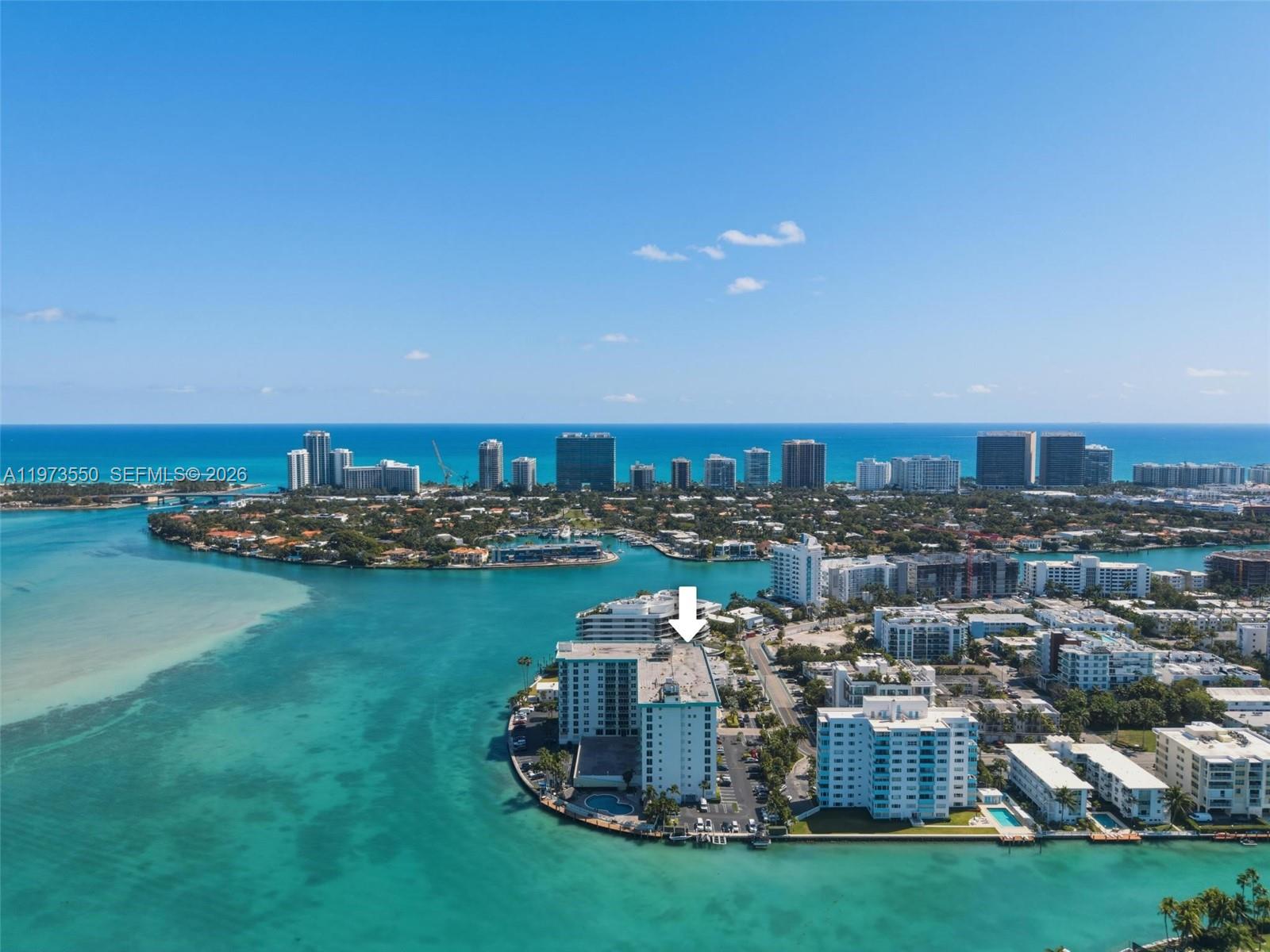 10350 W Bay Hbr Dr #PH-H Bay Harbor Islands, FL 33154